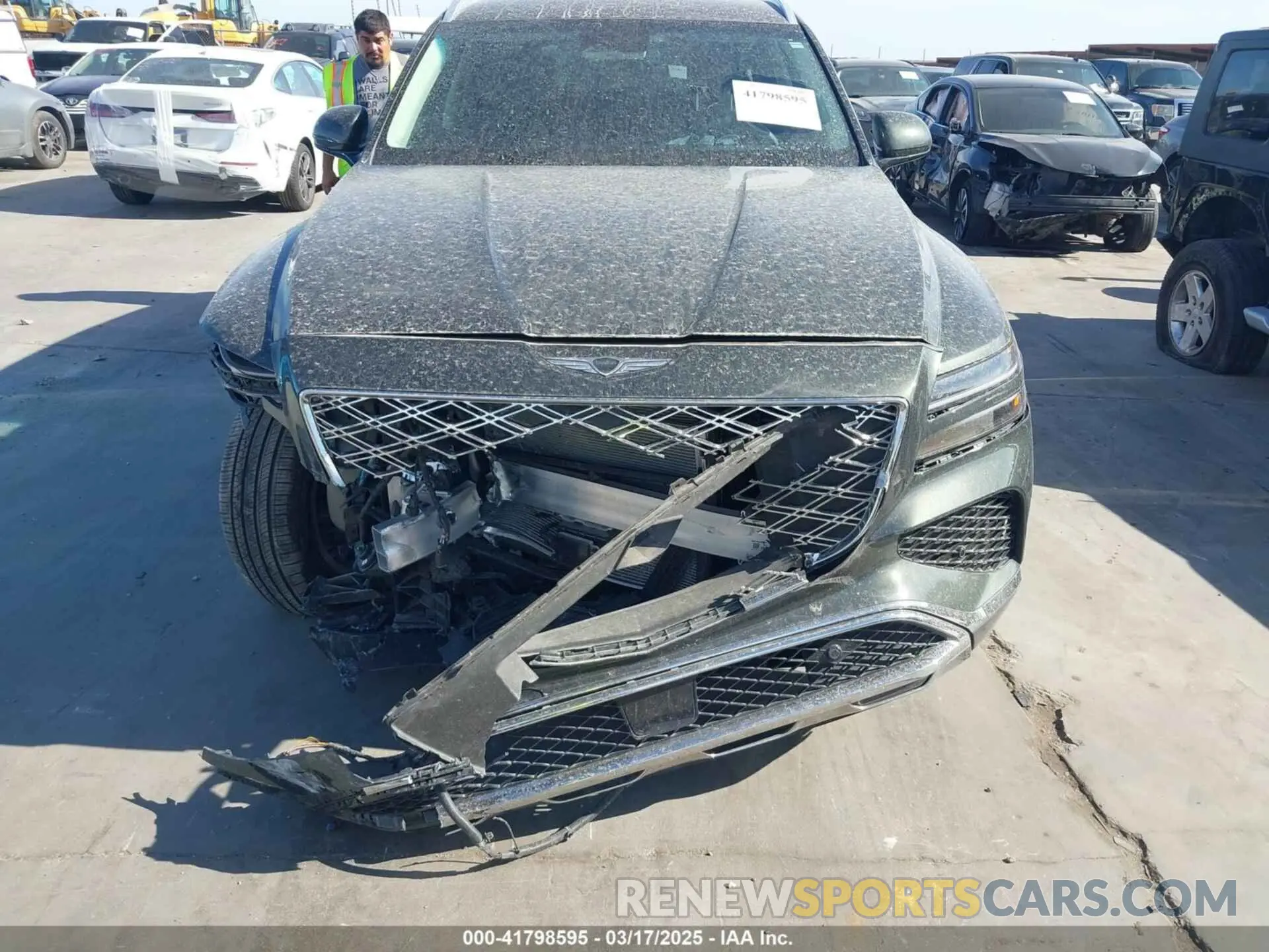 13 fotografías del automóvil dañado KMUHFESB0SU239716 GENESIS GV80 2025