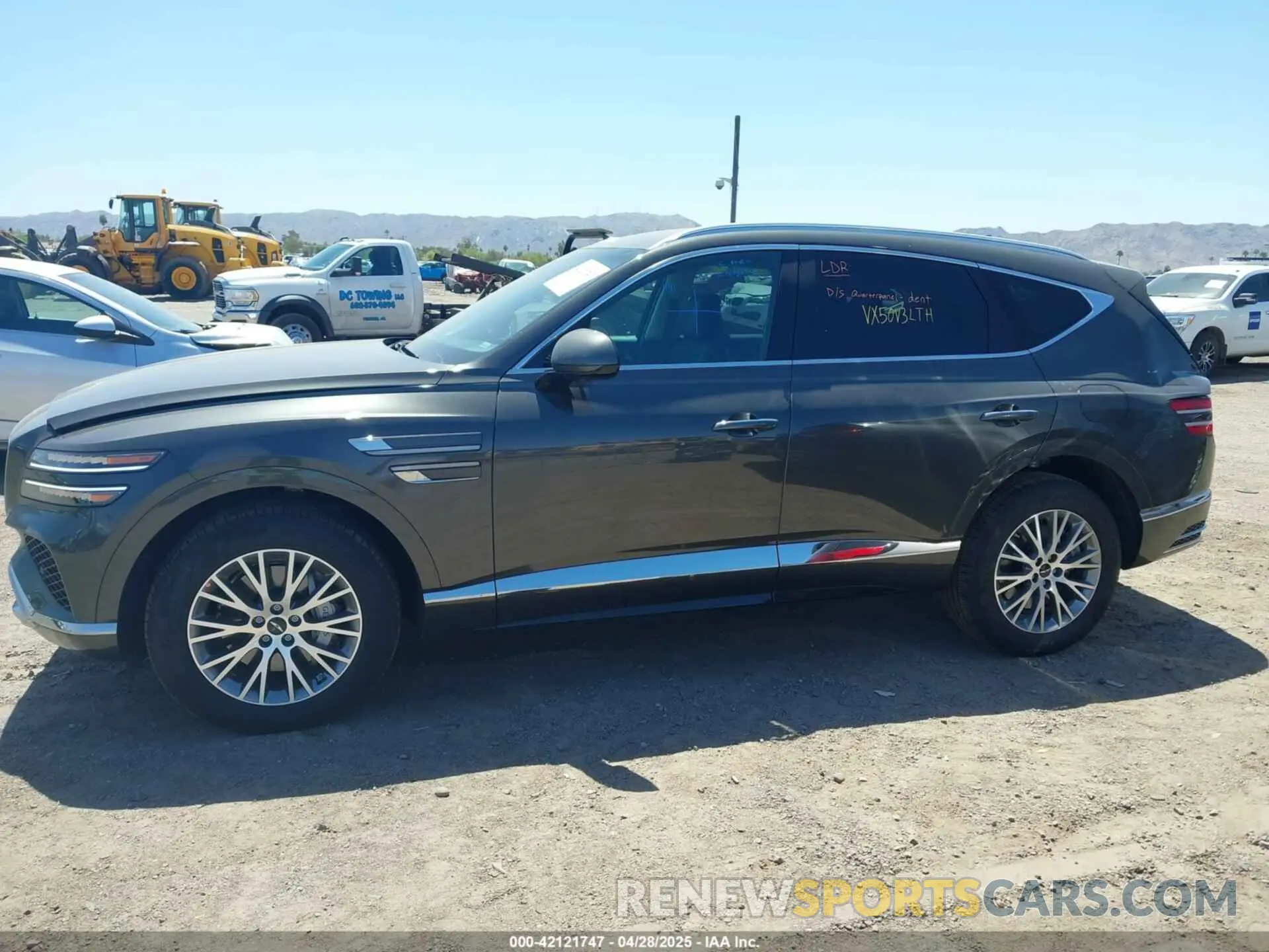 14 fotografías del automóvil dañado KMUHFESB6SU273191 GENESIS GV80 2025