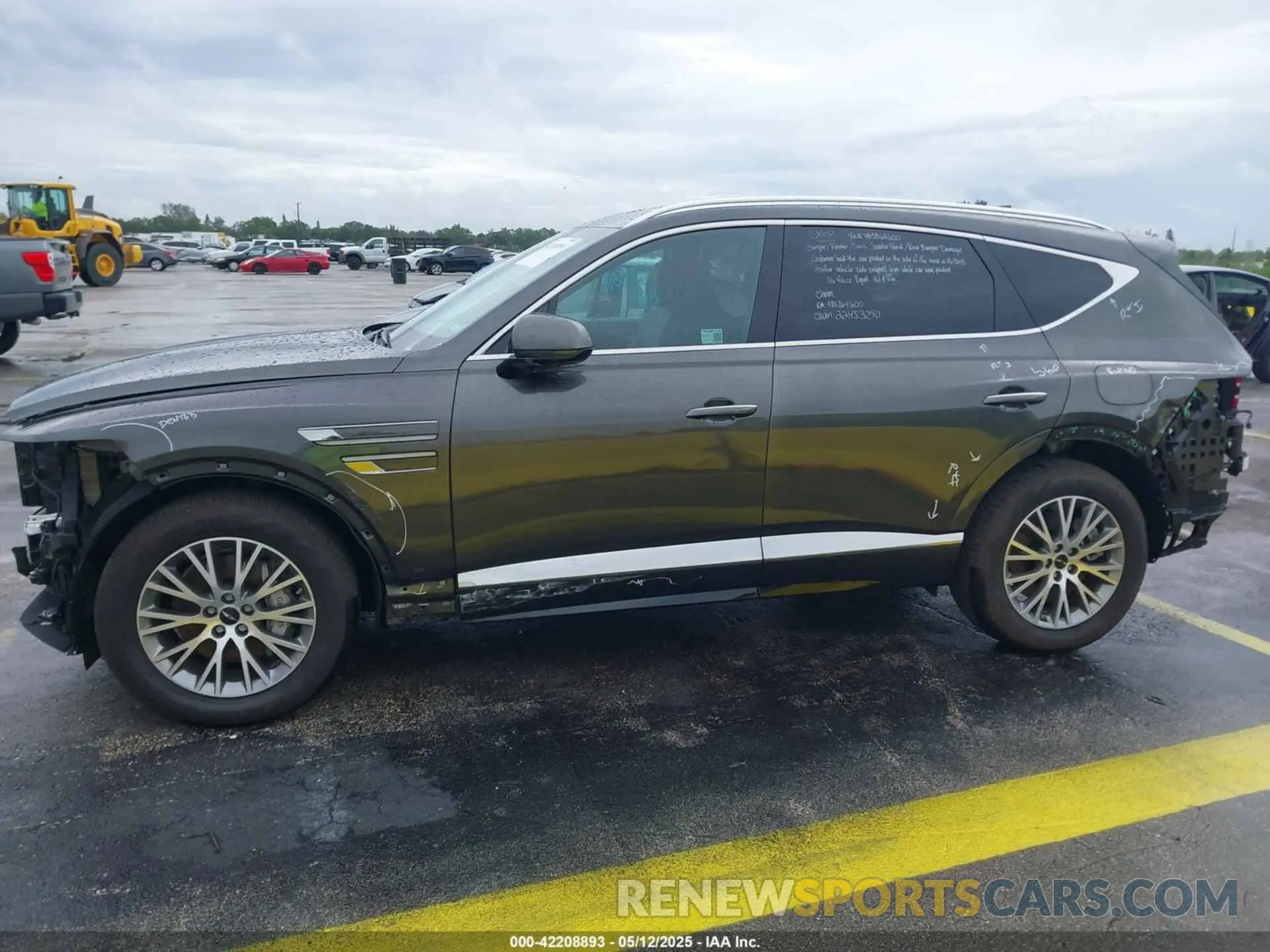 15 fotografías del automóvil dañado KMUHFESB7SU241172 GENESIS GV80 2025