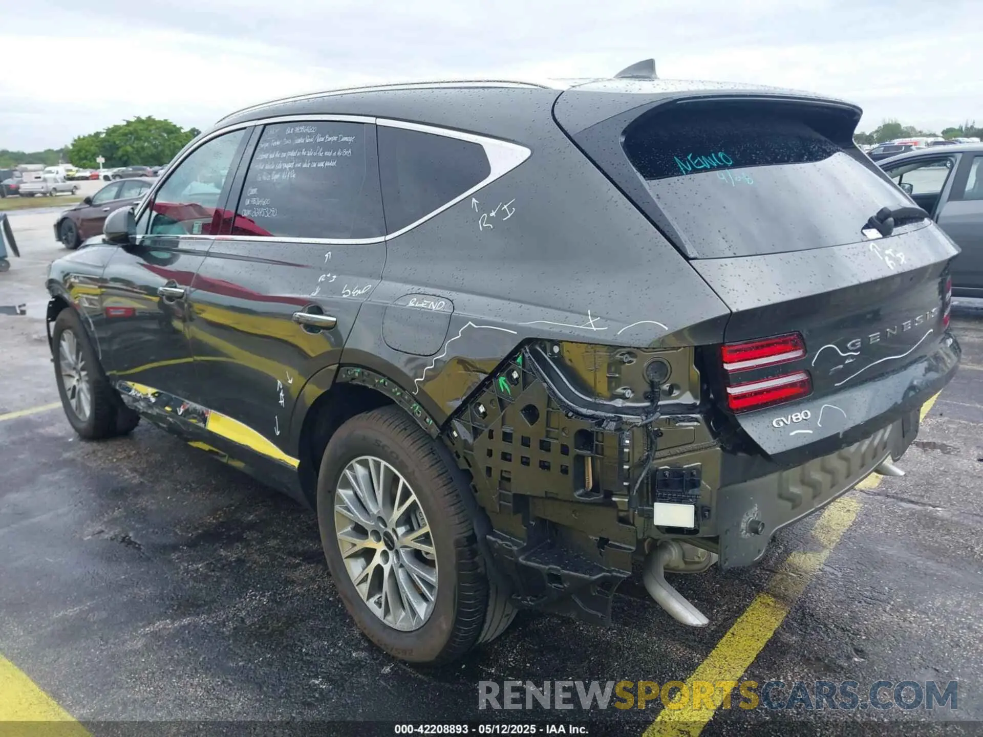 3 fotografías del automóvil dañado KMUHFESB7SU241172 GENESIS GV80 2025