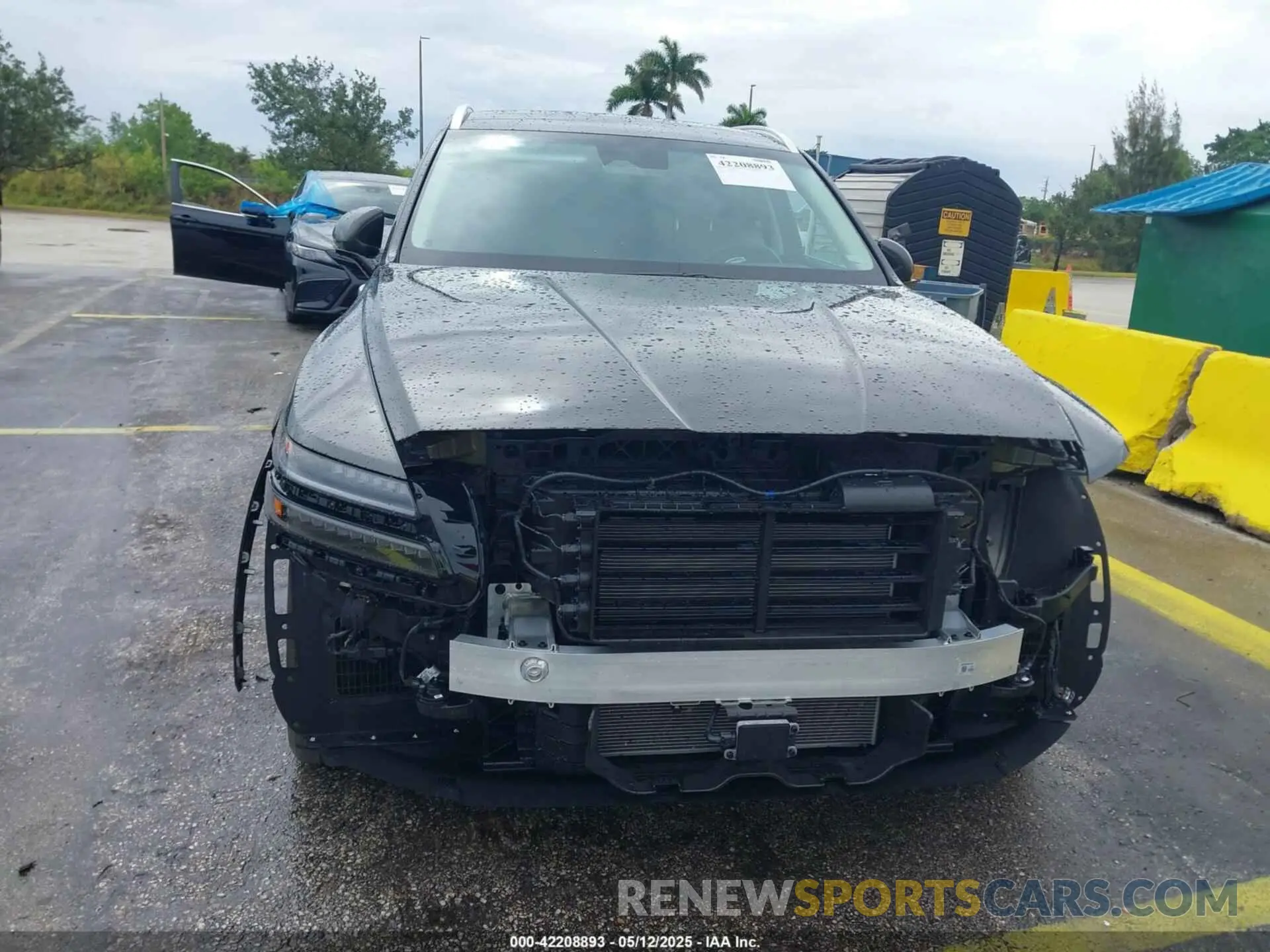 6 fotografías del automóvil dañado KMUHFESB7SU241172 GENESIS GV80 2025