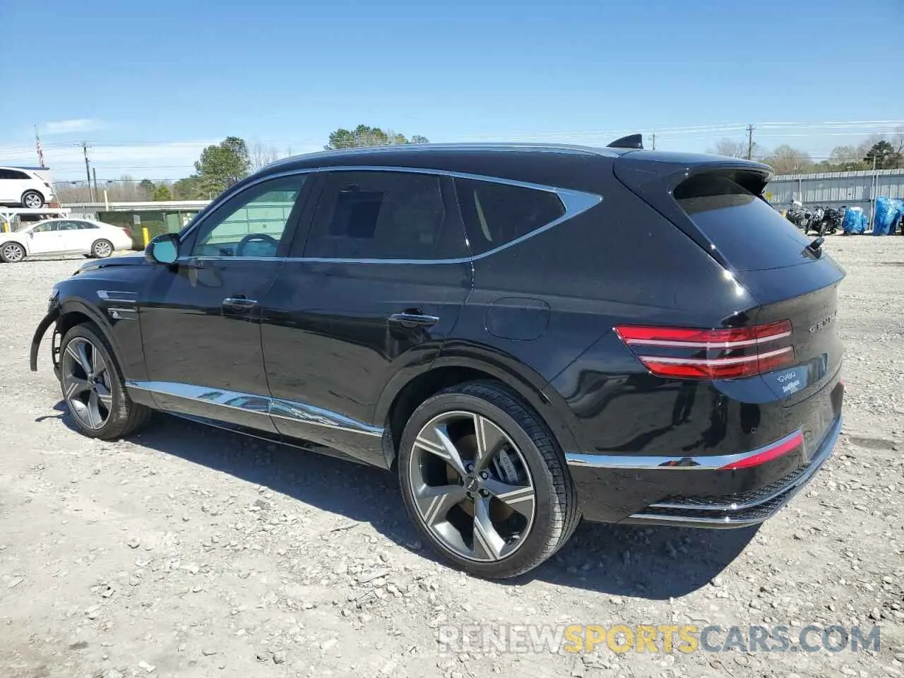 2 fotografías del automóvil dañado KMUHCESB1SU245226 GENESIS GV80 PREST 2025
