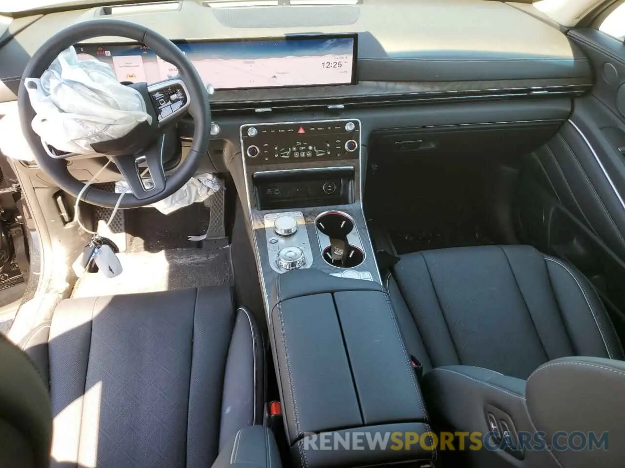 8 fotografías del automóvil dañado KMUHCESB1SU245226 GENESIS GV80 PREST 2025