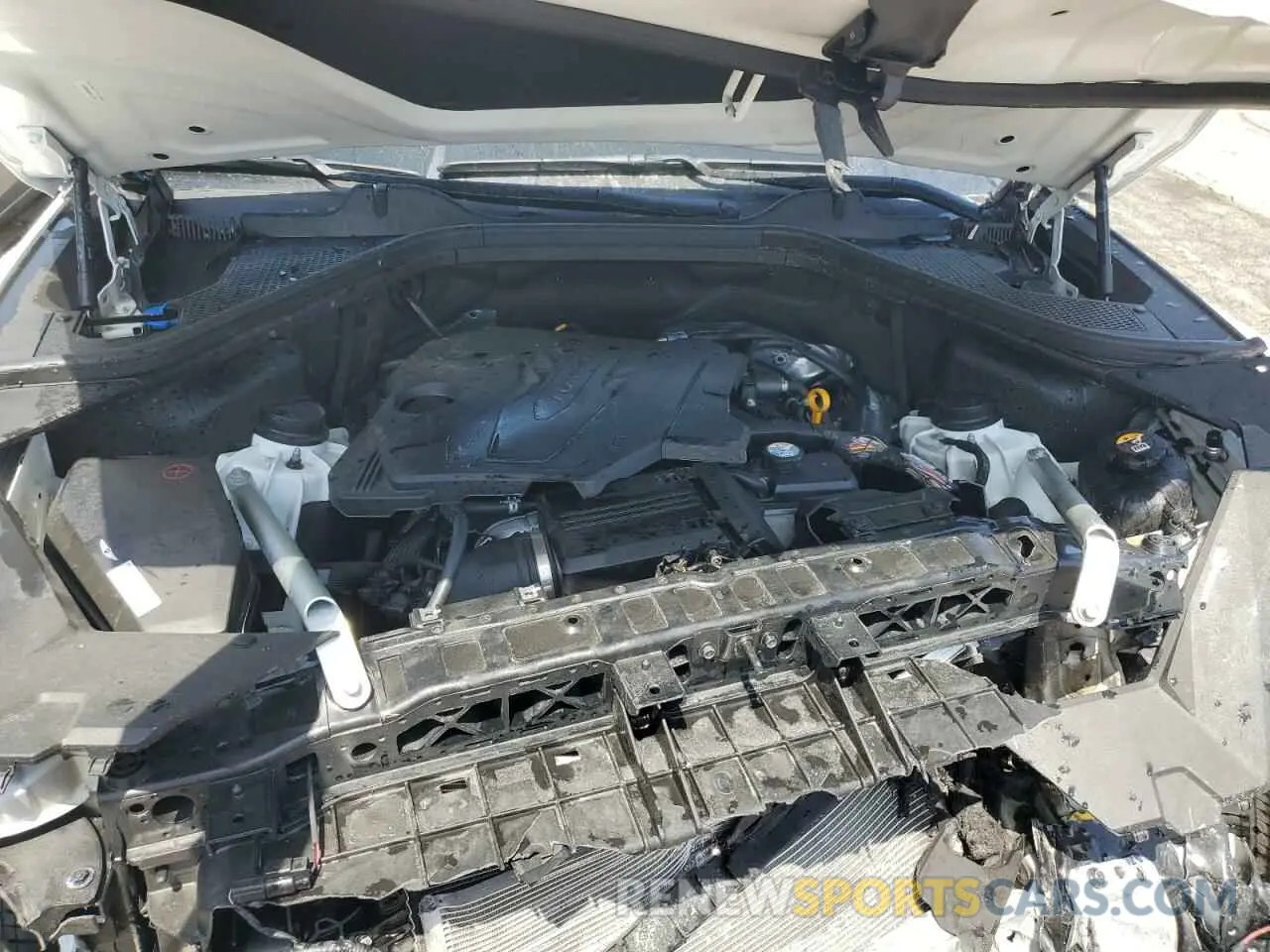 12 fotografías del automóvil dañado KMUHGESB8SU261492 GENESIS GV80 SELEC 2025