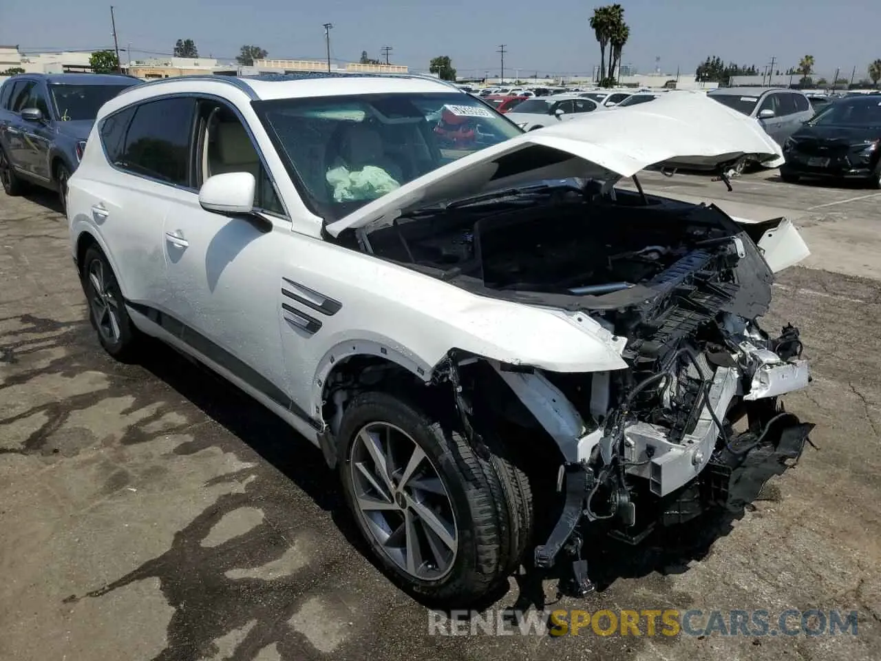 4 fotografías del automóvil dañado KMUHGESB8SU261492 GENESIS GV80 SELEC 2025