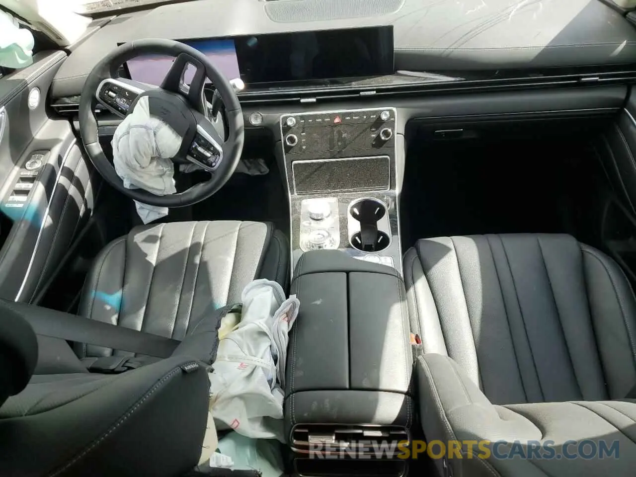 8 fotografías del automóvil dañado KMUHFESB5SU240229 GENESIS GV80 STAND 2025