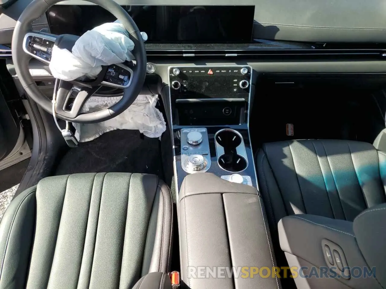 8 fotografías del automóvil dañado KMUHFESB9SU237186 GENESIS GV80 STAND 2025