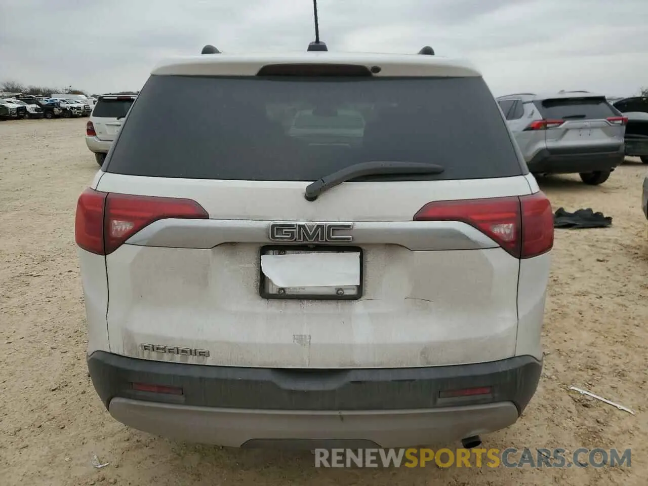 6 fotografías del automóvil dañado 1GKKNKLA0KZ127800 GMC ACADIA 2019