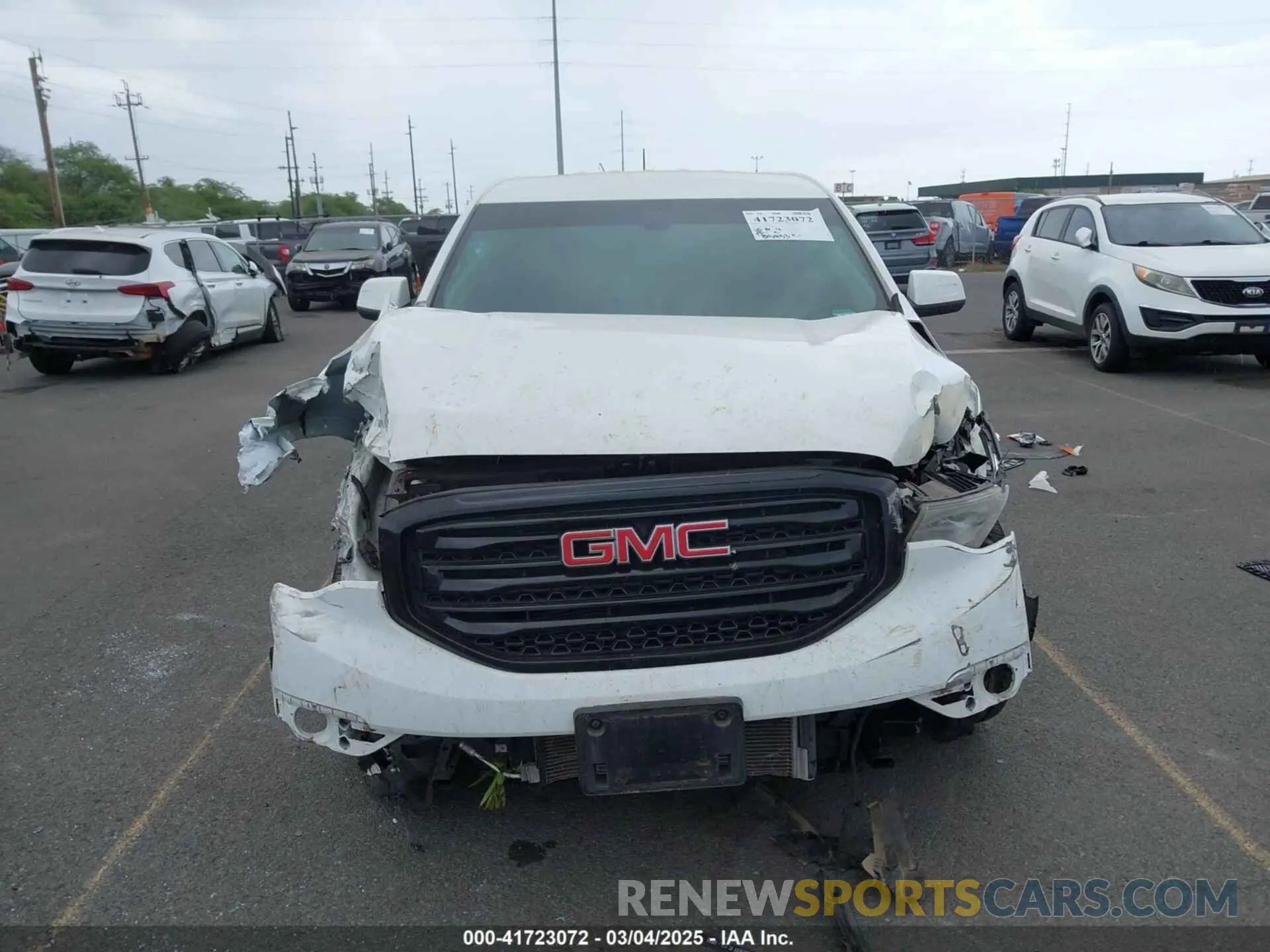 12 fotografías del automóvil dañado 1GKKNKLA2KZ180403 GMC ACADIA 2019