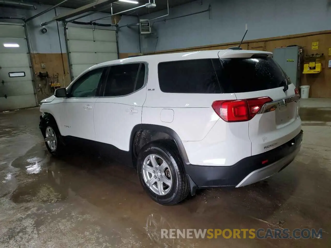2 fotografías del automóvil dañado 1GKKNKLA2KZ221483 GMC ACADIA 2019