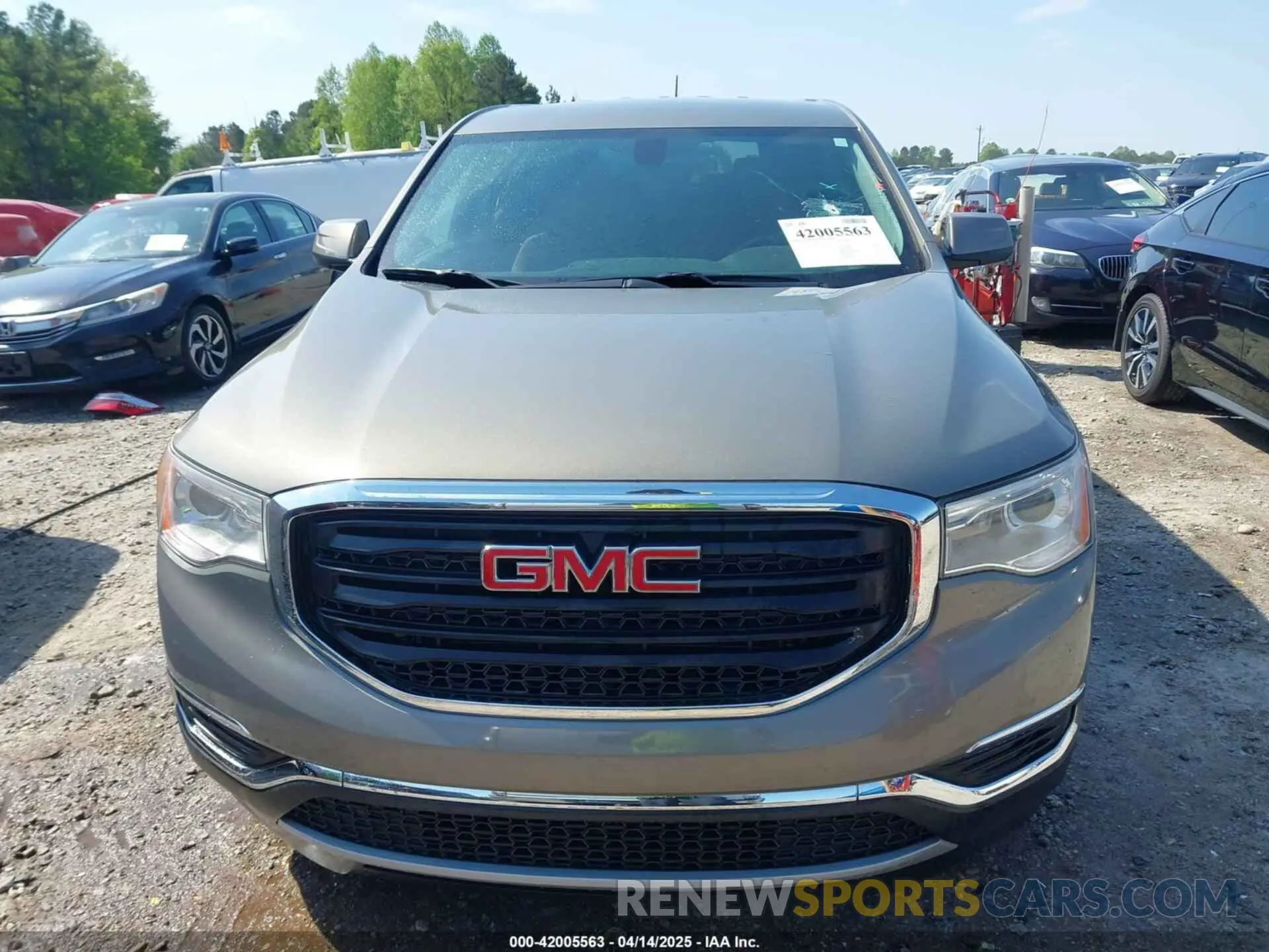 12 fotografías del automóvil dañado 1GKKNKLA3KZ266531 GMC ACADIA 2019