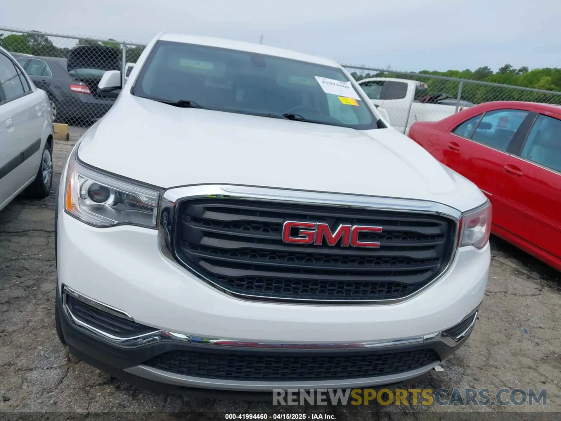 12 fotografías del automóvil dañado 1GKKNKLA4KZ226040 GMC ACADIA 2019