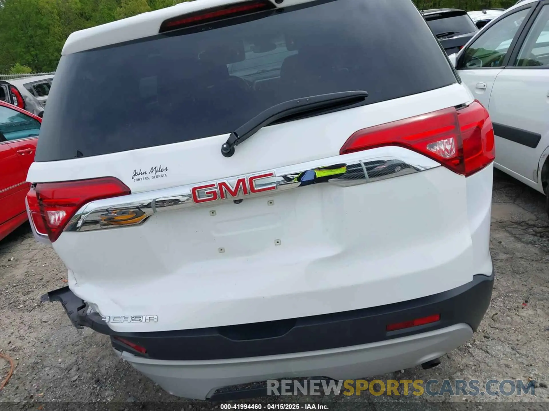 16 fotografías del automóvil dañado 1GKKNKLA4KZ226040 GMC ACADIA 2019