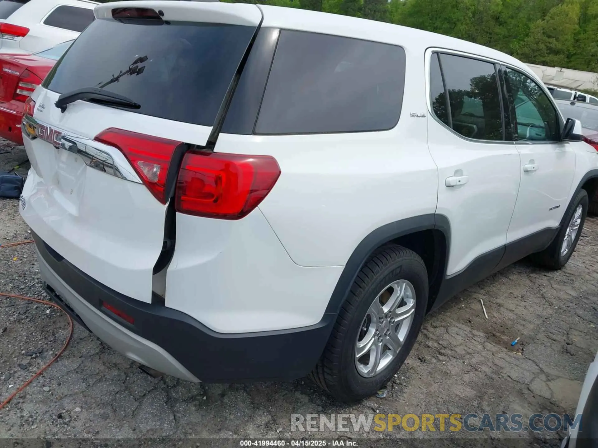 4 fotografías del automóvil dañado 1GKKNKLA4KZ226040 GMC ACADIA 2019
