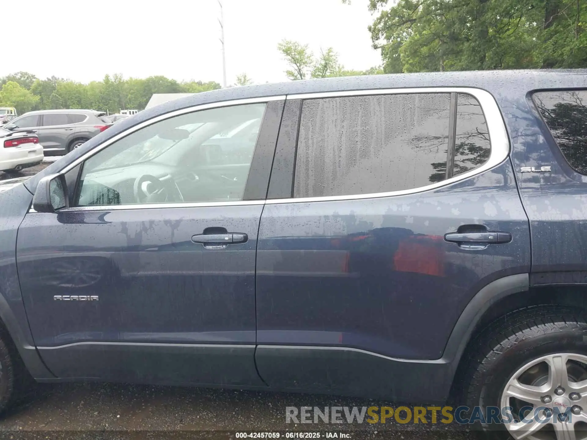 14 fotografías del automóvil dañado 1GKKNKLA4KZ252315 GMC ACADIA 2019