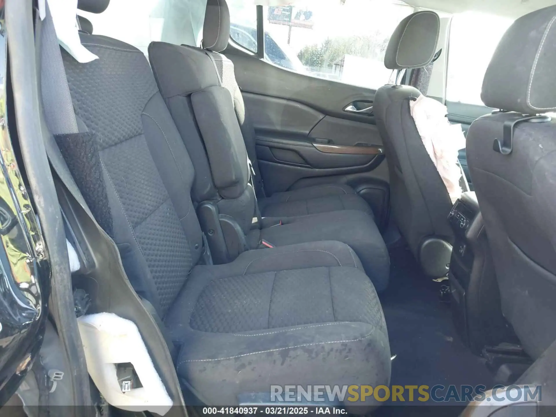 8 fotografías del automóvil dañado 1GKKNKLA6KZ224306 GMC ACADIA 2019