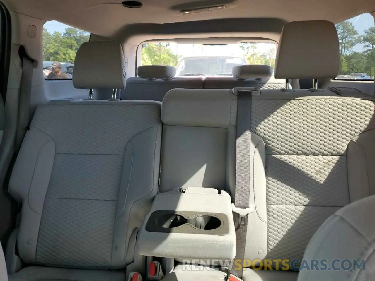 10 fotografías del automóvil dañado 1GKKNKLA8KZ101882 GMC ACADIA 2019