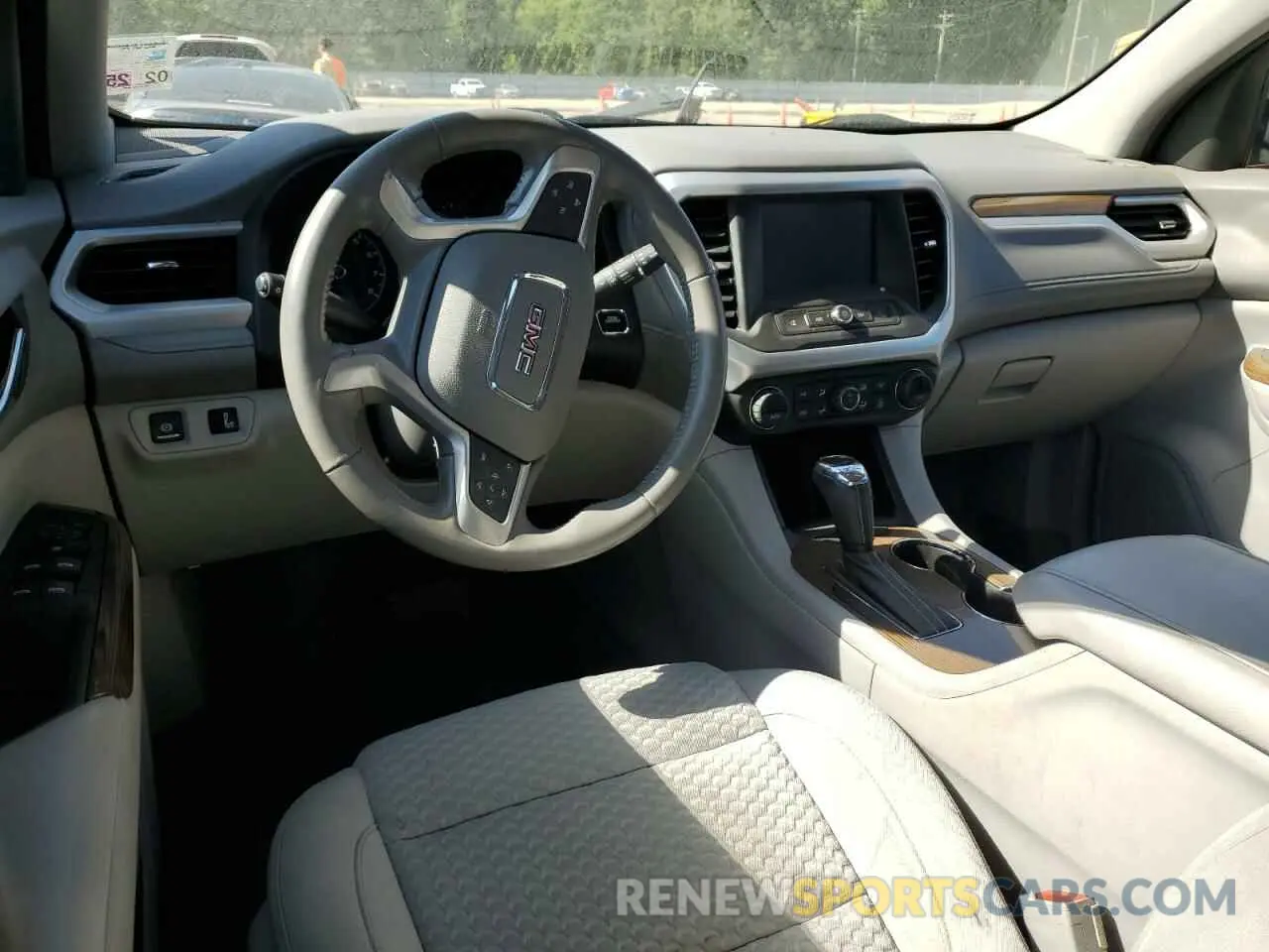 8 fotografías del automóvil dañado 1GKKNKLA8KZ101882 GMC ACADIA 2019
