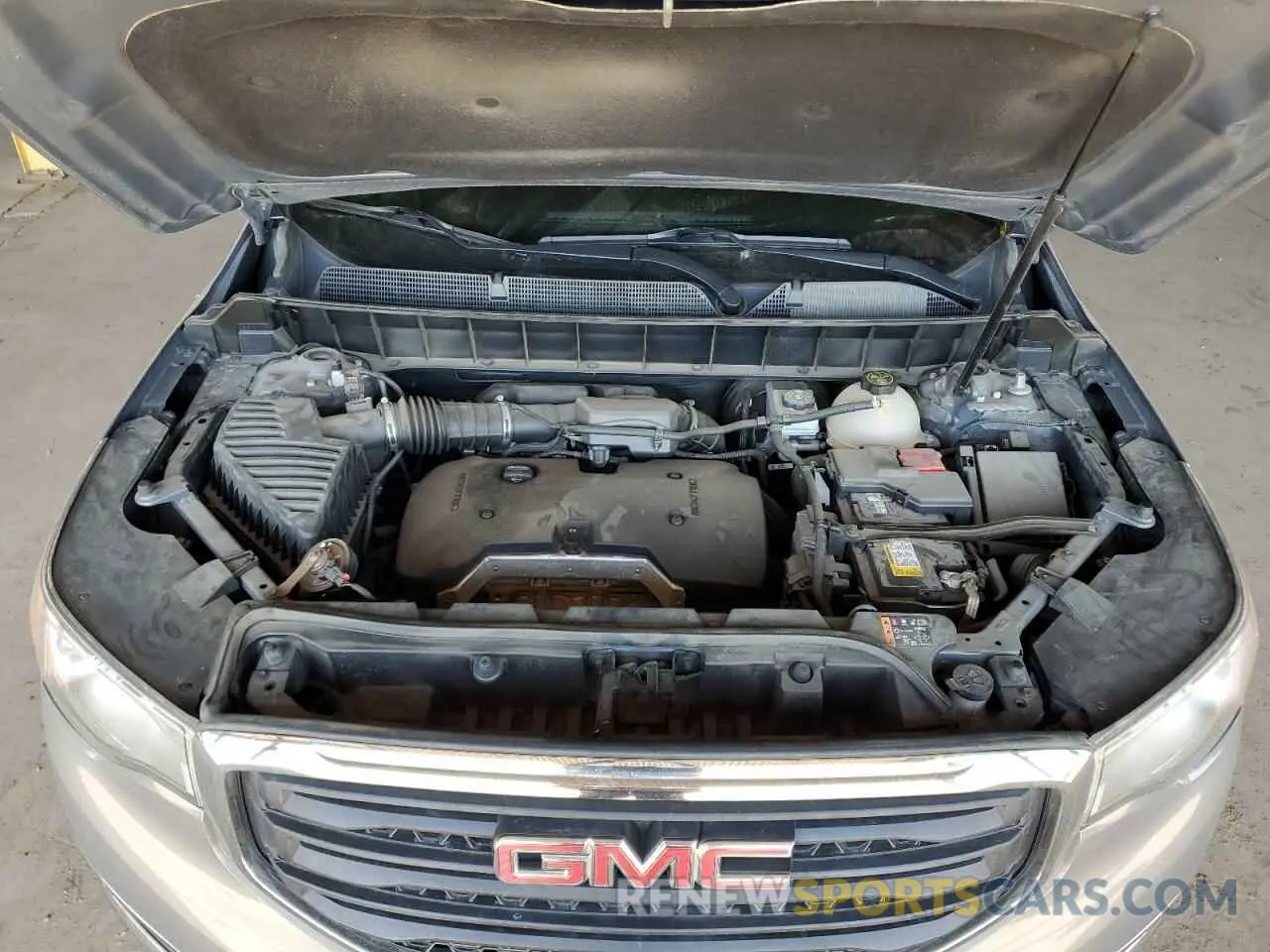 12 fotografías del automóvil dañado 1GKKNKLA8KZ256819 GMC ACADIA 2019