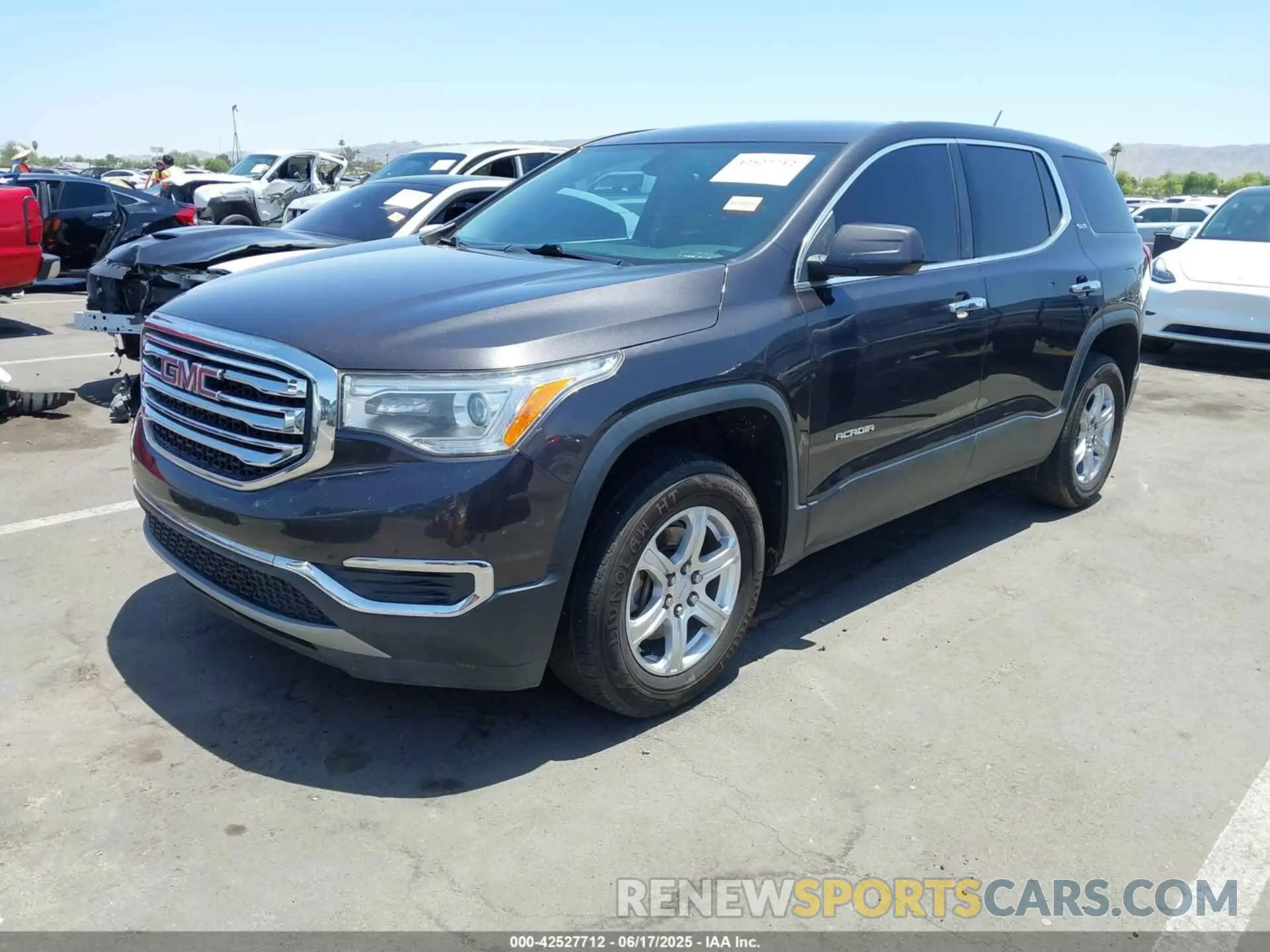 2 fotografías del automóvil dañado 1GKKNKLA9KZ168359 GMC ACADIA 2019