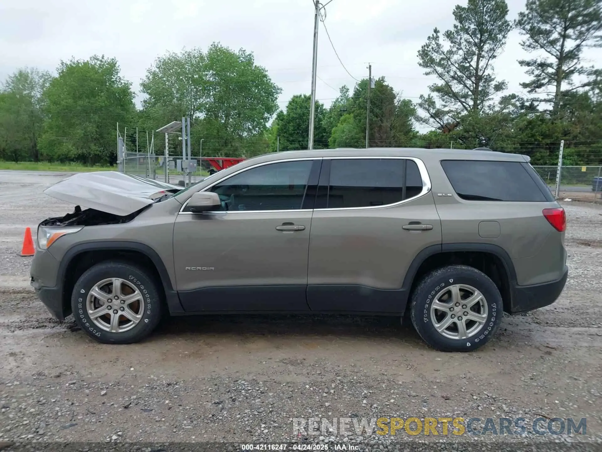 14 fotografías del automóvil dañado 1GKKNKLAXKZ266395 GMC ACADIA 2019