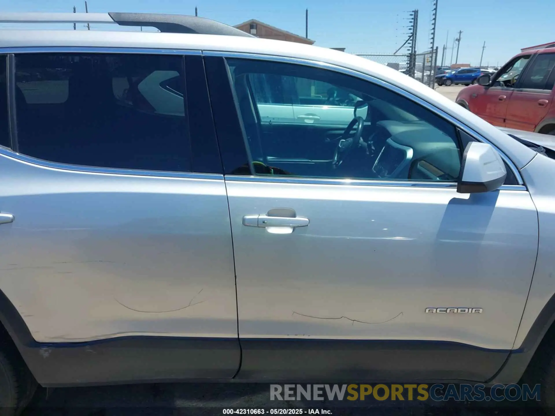13 fotografías del automóvil dañado 1GKKNLLA1KZ269417 GMC ACADIA 2019