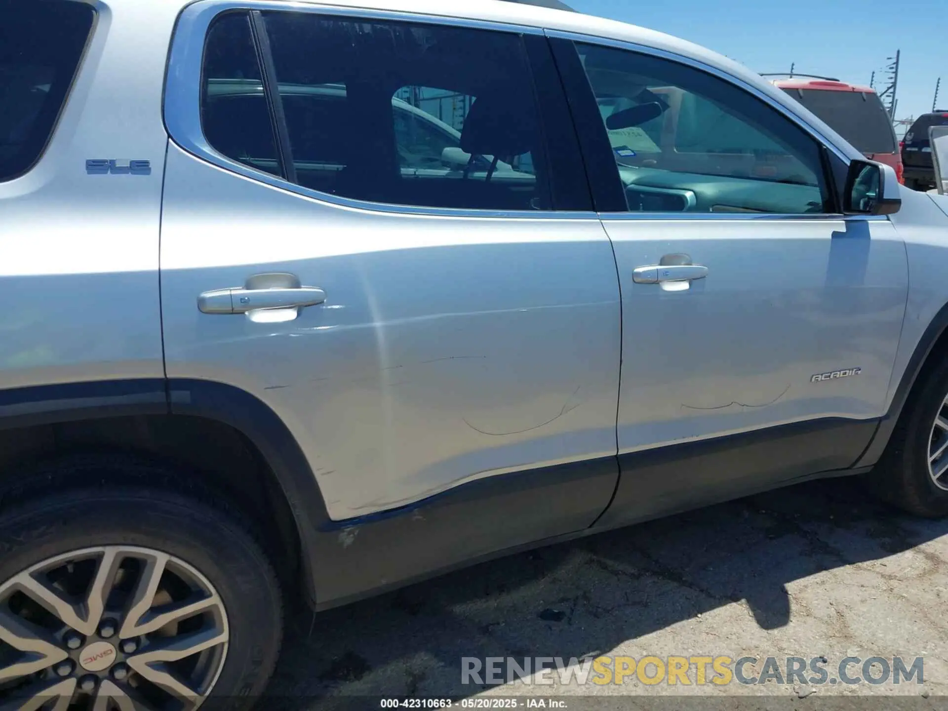 6 fotografías del automóvil dañado 1GKKNLLA1KZ269417 GMC ACADIA 2019