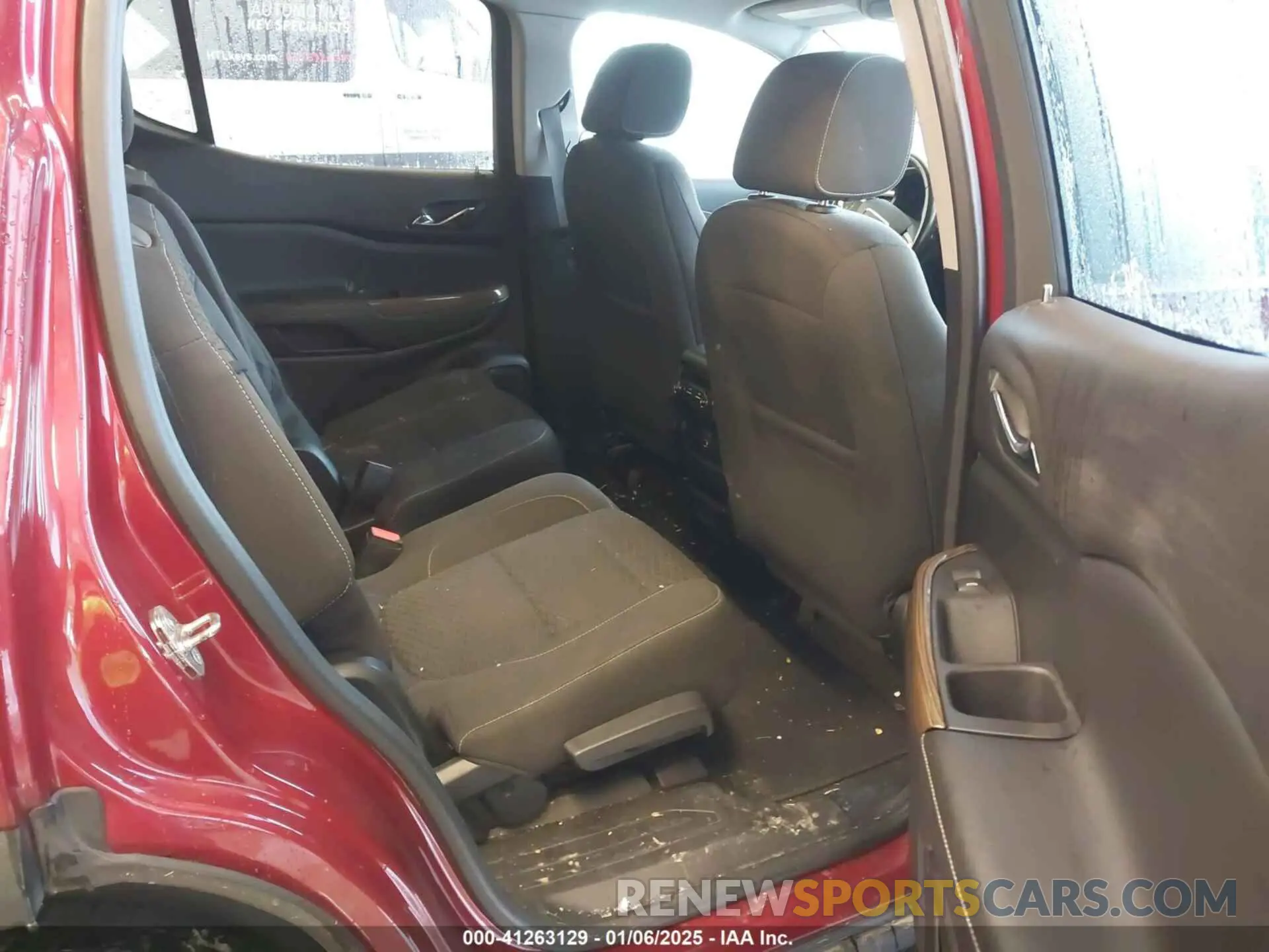 8 fotografías del automóvil dañado 1GKKNLLA3KZ290625 GMC ACADIA 2019