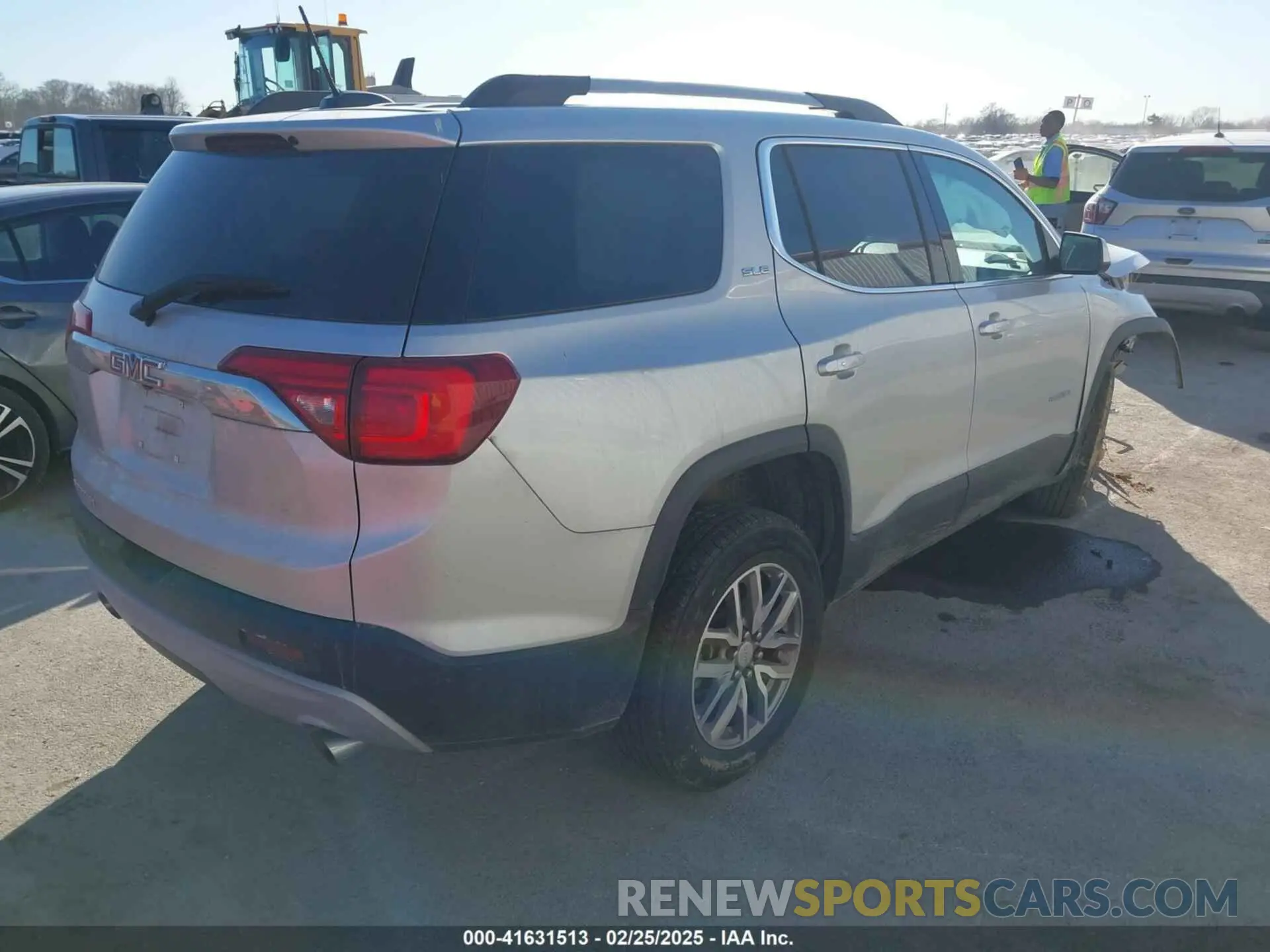 4 fotografías del automóvil dañado 1GKKNLLS0KZ123275 GMC ACADIA 2019