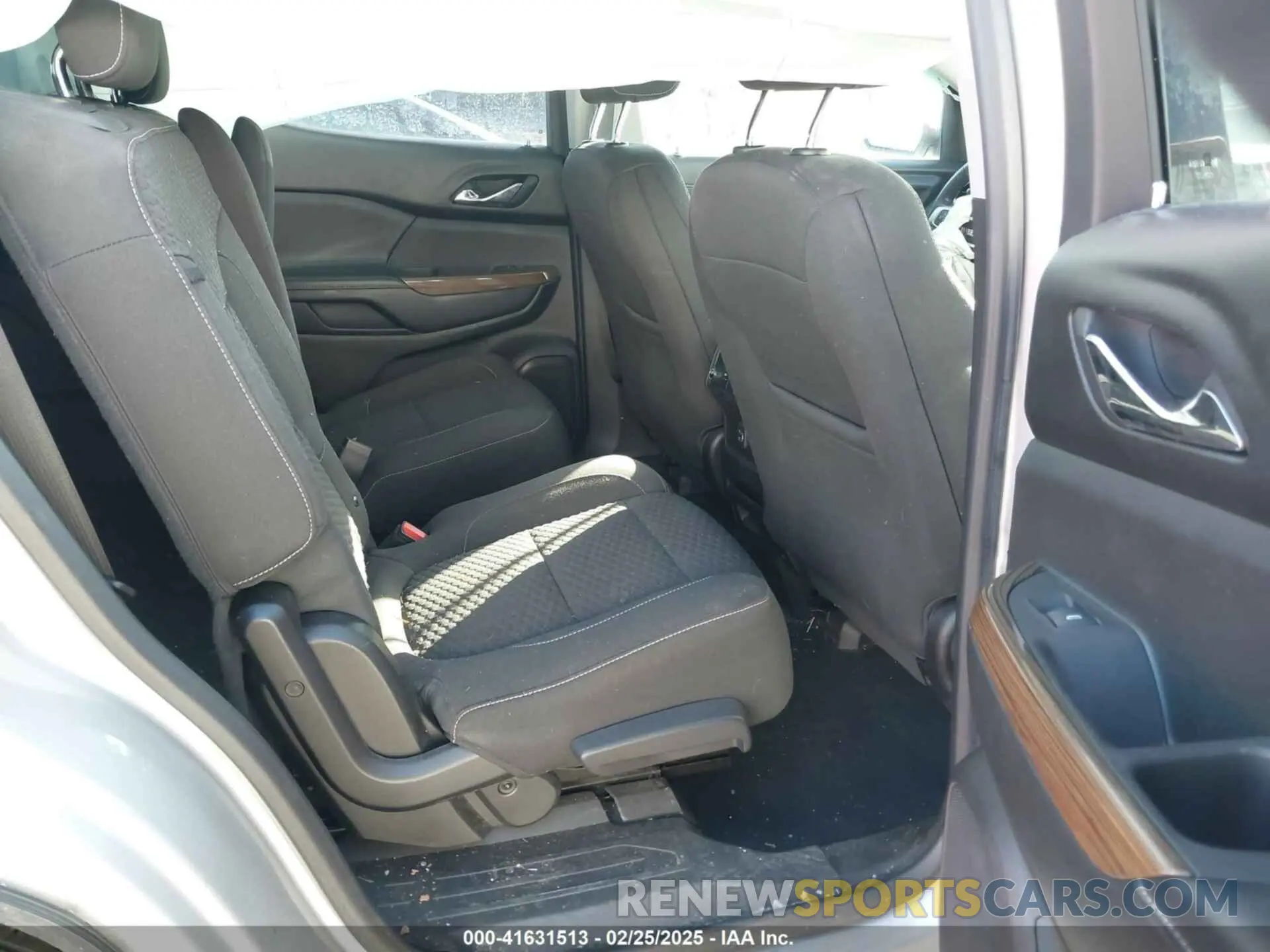 8 fotografías del automóvil dañado 1GKKNLLS0KZ123275 GMC ACADIA 2019