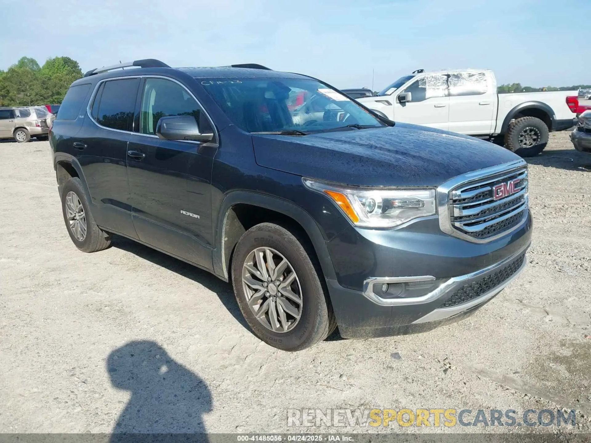 1 fotografías del automóvil dañado 1GKKNLLS2KZ276174 GMC ACADIA 2019