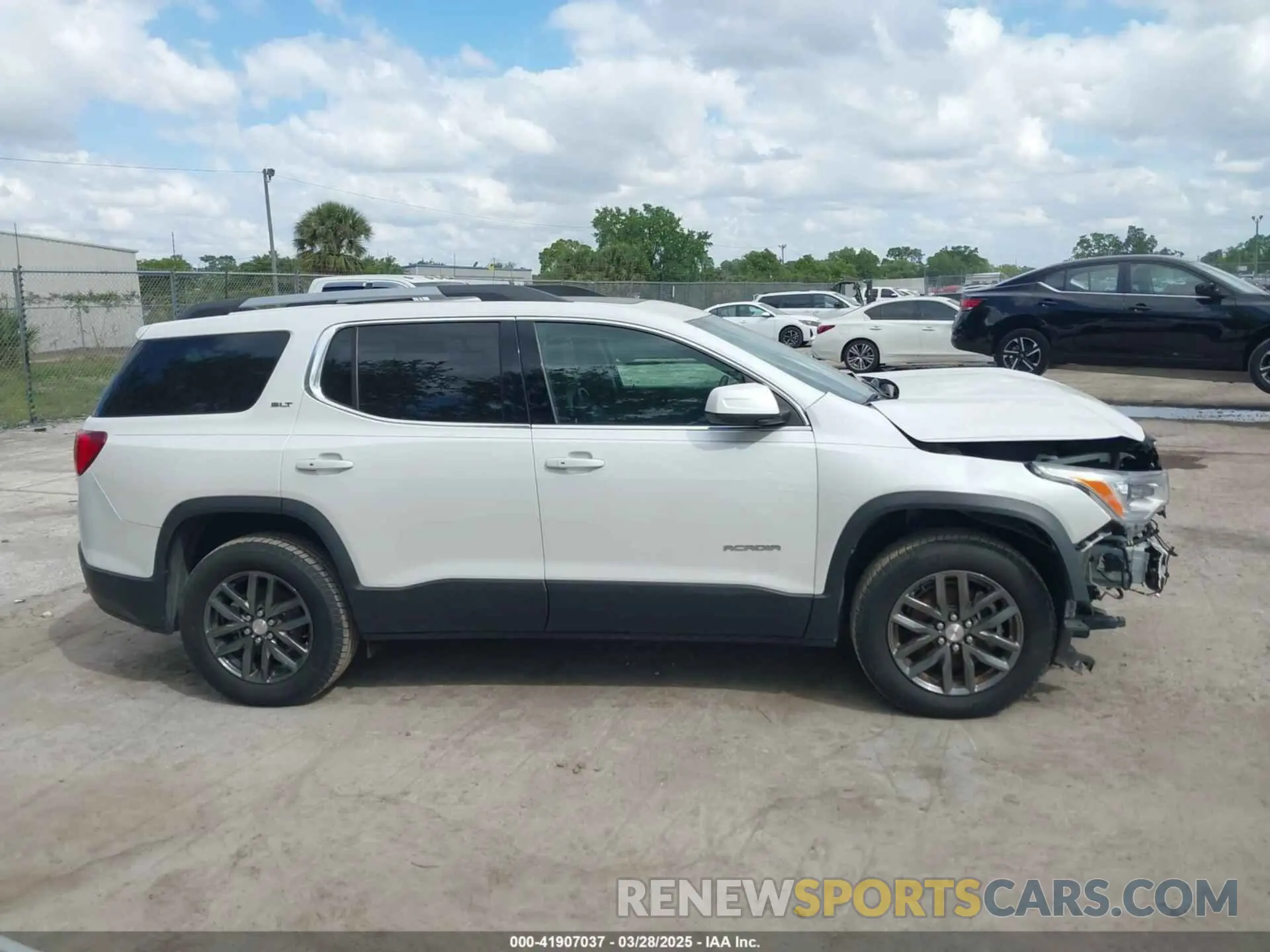 13 fotografías del automóvil dañado 1GKKNMLA2KZ284367 GMC ACADIA 2019