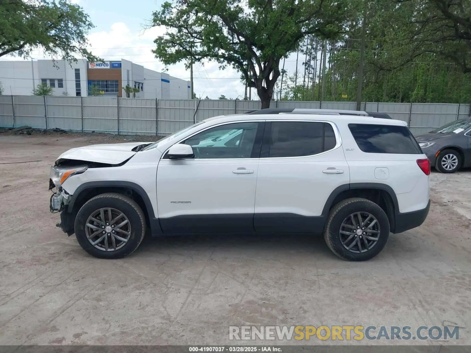 14 fotografías del automóvil dañado 1GKKNMLA2KZ284367 GMC ACADIA 2019
