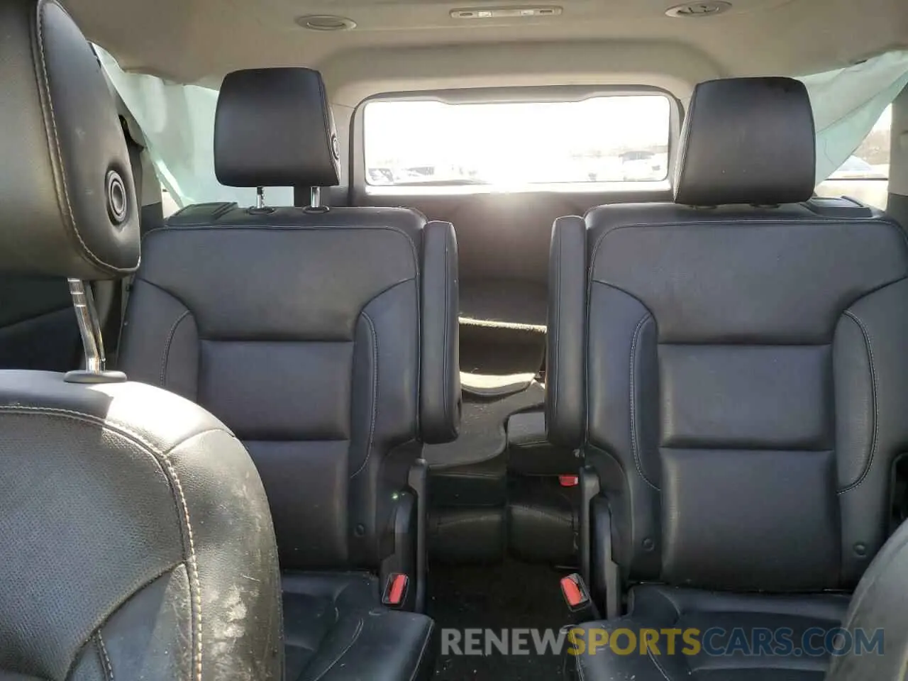 10 fotografías del automóvil dañado 1GKKNMLA8KZ109301 GMC ACADIA 2019