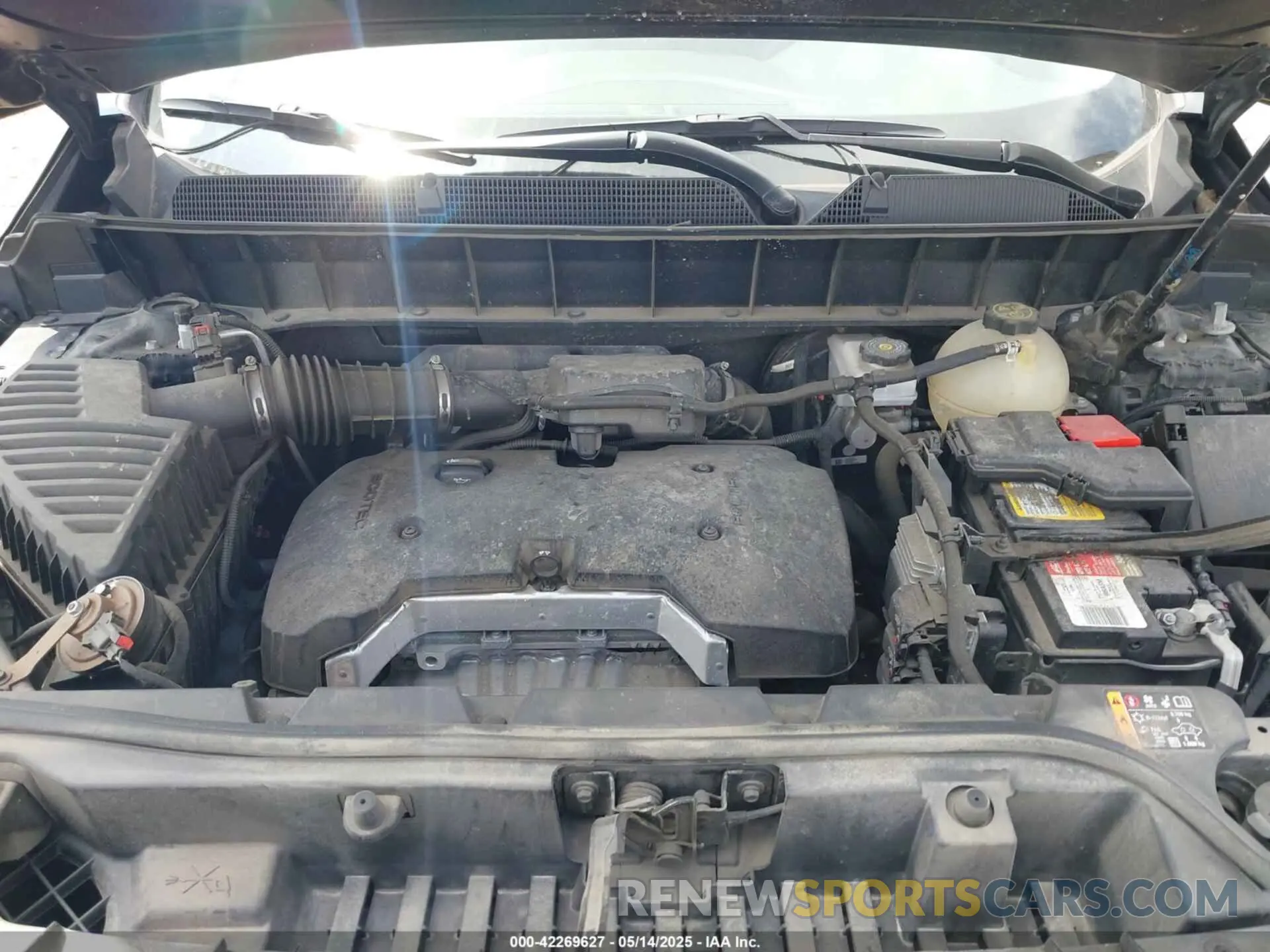 10 fotografías del automóvil dañado 1GKKNMLA8KZ285622 GMC ACADIA 2019