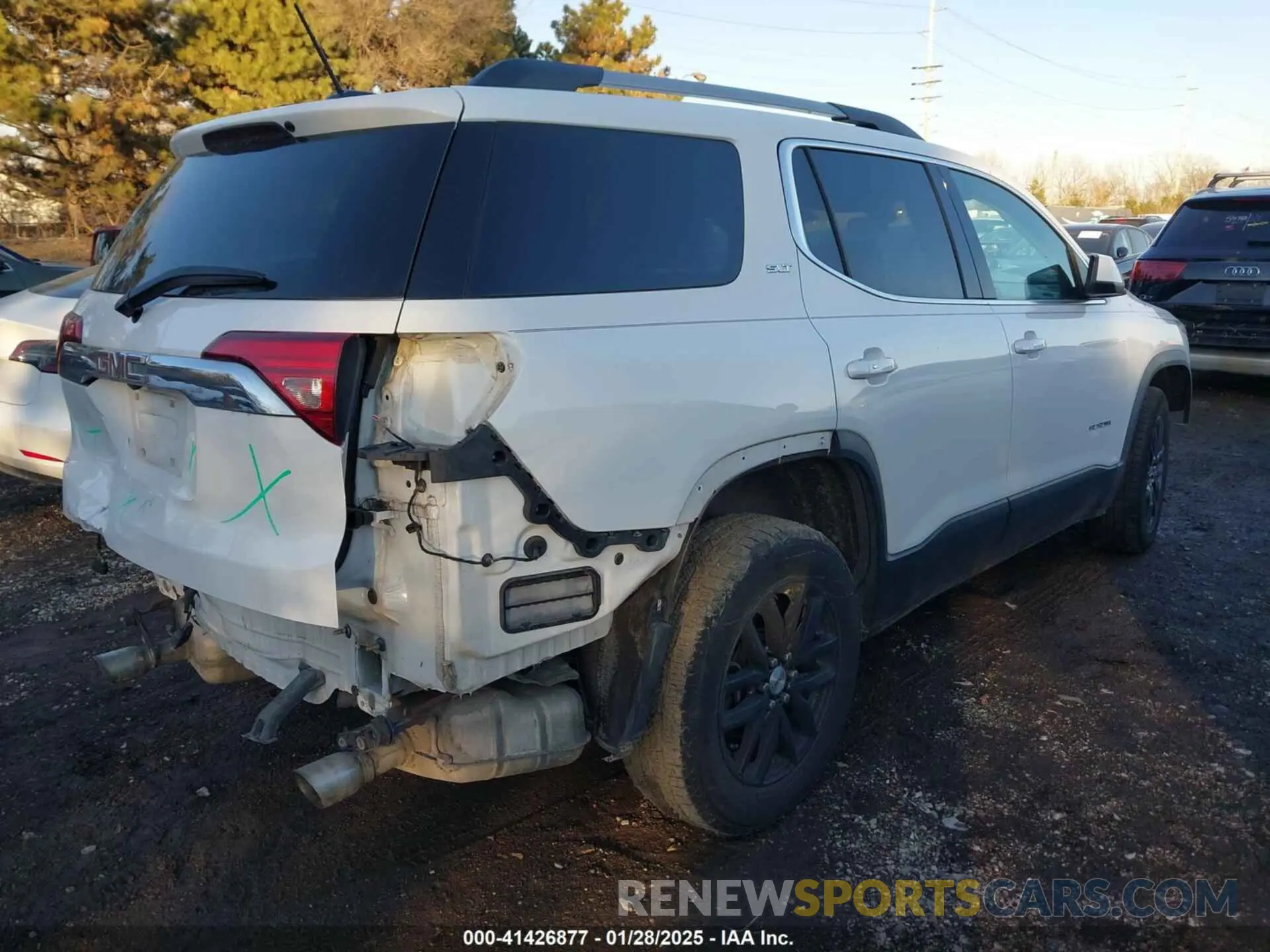 4 fotografías del automóvil dañado 1GKKNMLS0KZ125632 GMC ACADIA 2019