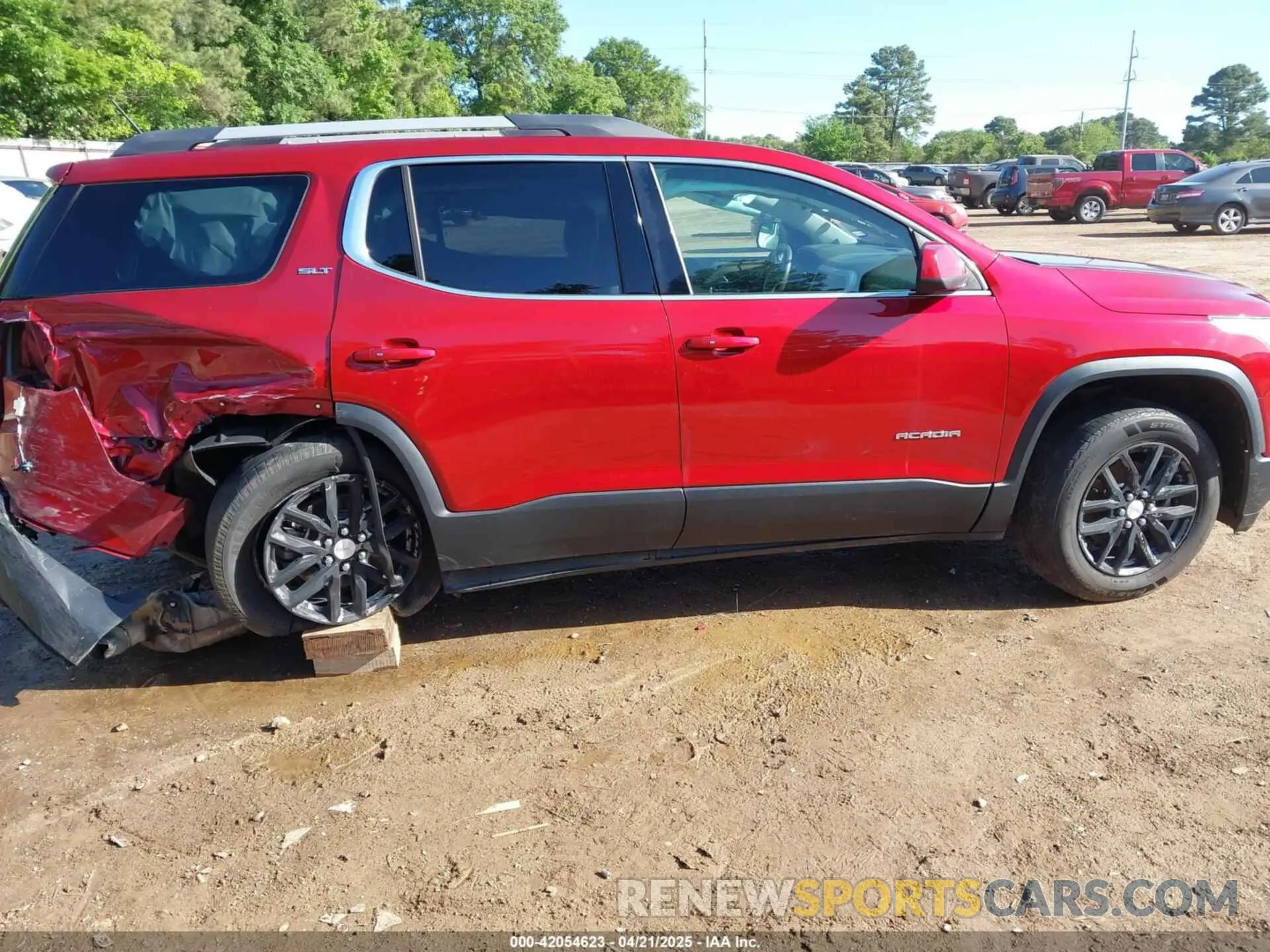 13 fotografías del automóvil dañado 1GKKNMLS0KZ140728 GMC ACADIA 2019