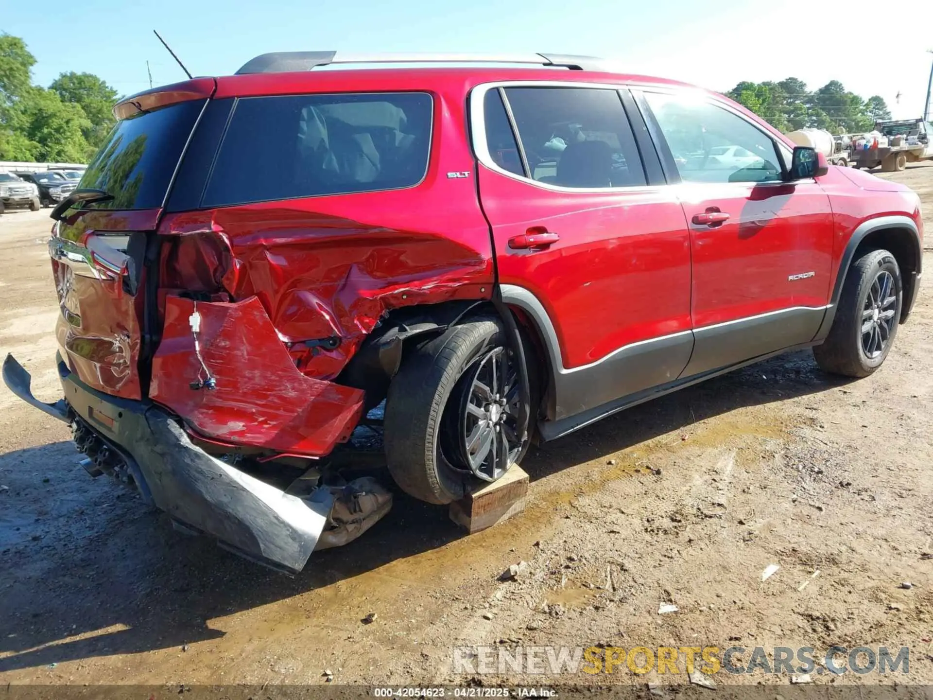 4 fotografías del automóvil dañado 1GKKNMLS0KZ140728 GMC ACADIA 2019