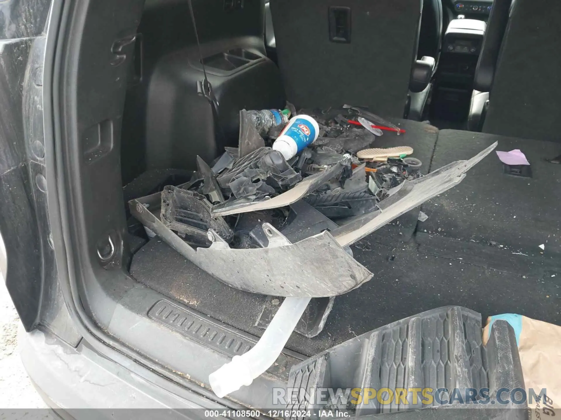 12 fotografías del automóvil dañado 1GKKNMLS0KZ163345 GMC ACADIA 2019