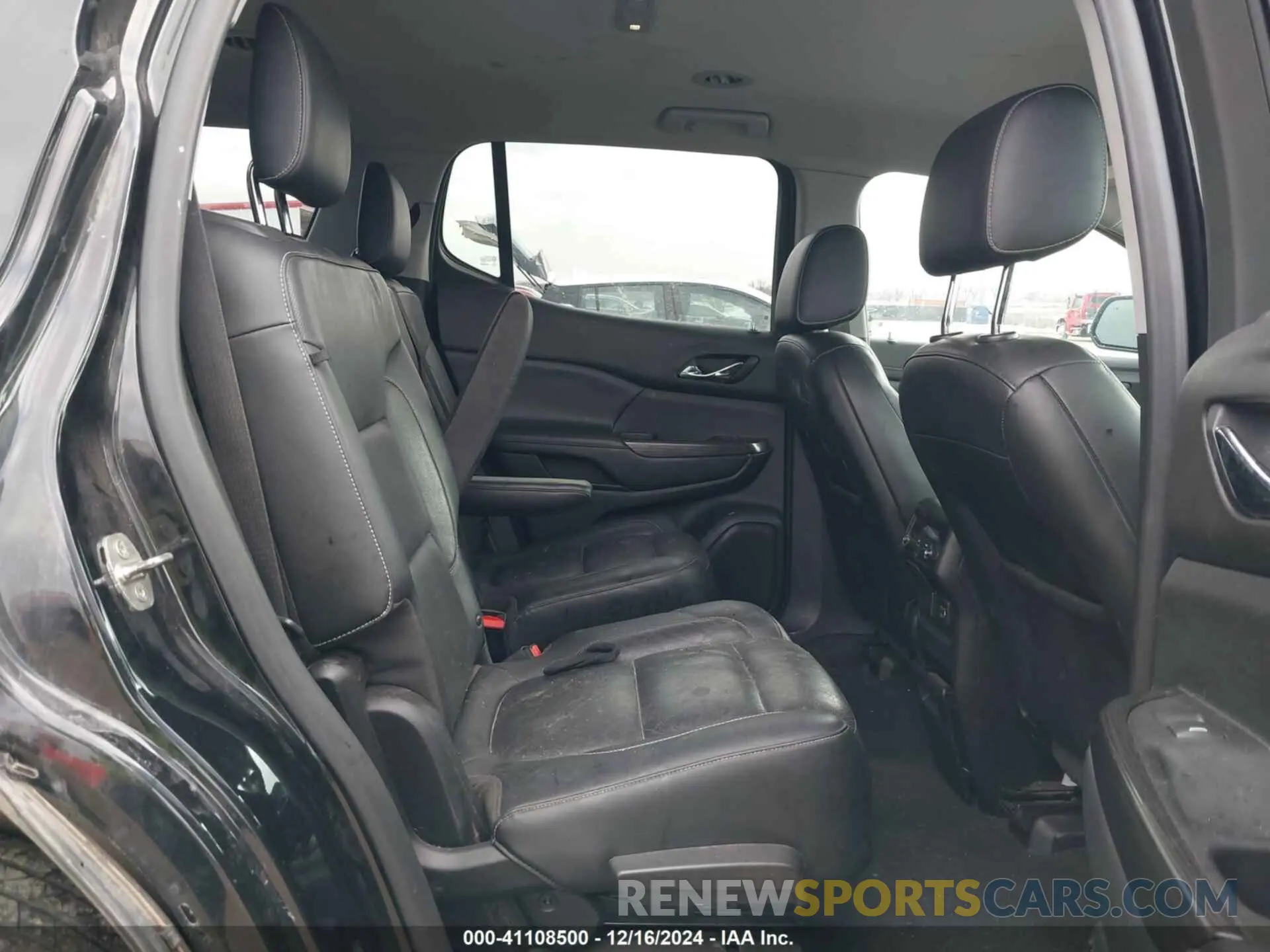 8 fotografías del automóvil dañado 1GKKNMLS0KZ163345 GMC ACADIA 2019