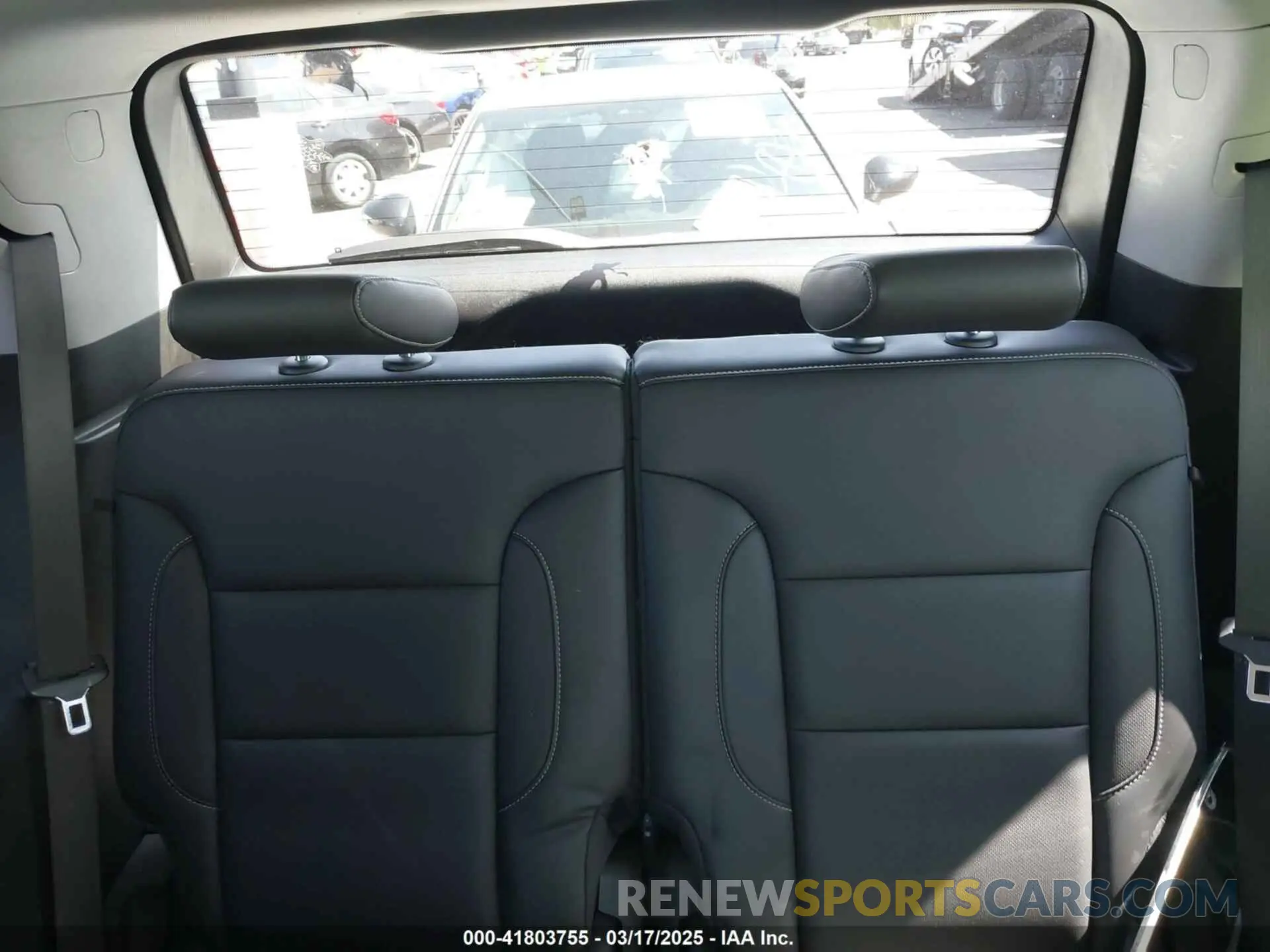 17 fotografías del automóvil dañado 1GKKNMLS0KZ235497 GMC ACADIA 2019