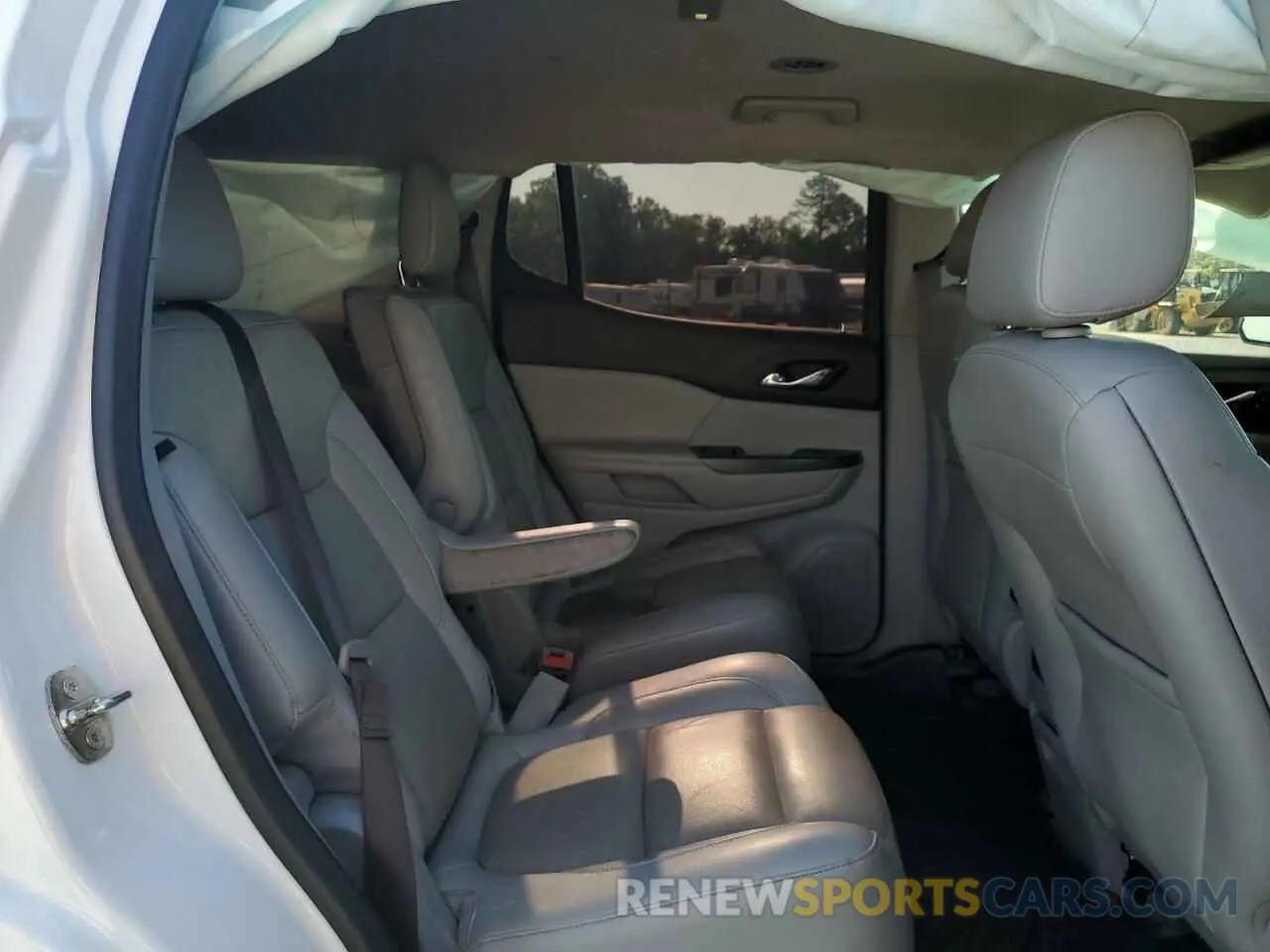 10 fotografías del automóvil dañado 1GKKNMLS5KZ185177 GMC ACADIA 2019