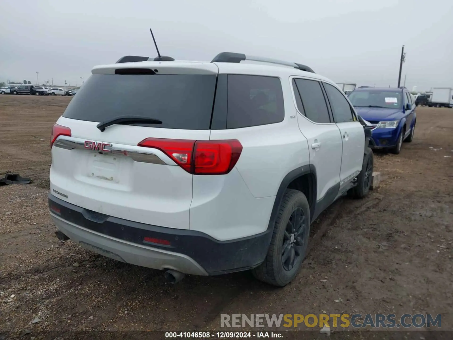 4 fotografías del automóvil dañado 1GKKNMLS5KZ228240 GMC ACADIA 2019
