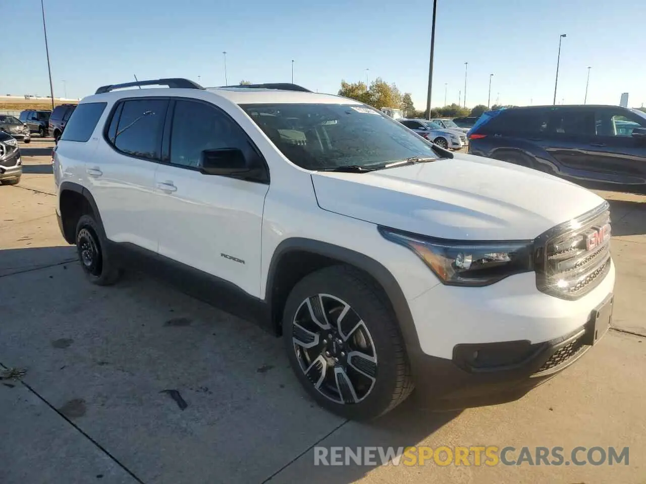 4 fotografías del automóvil dañado 1GKKNMLS8KZ271535 GMC ACADIA 2019