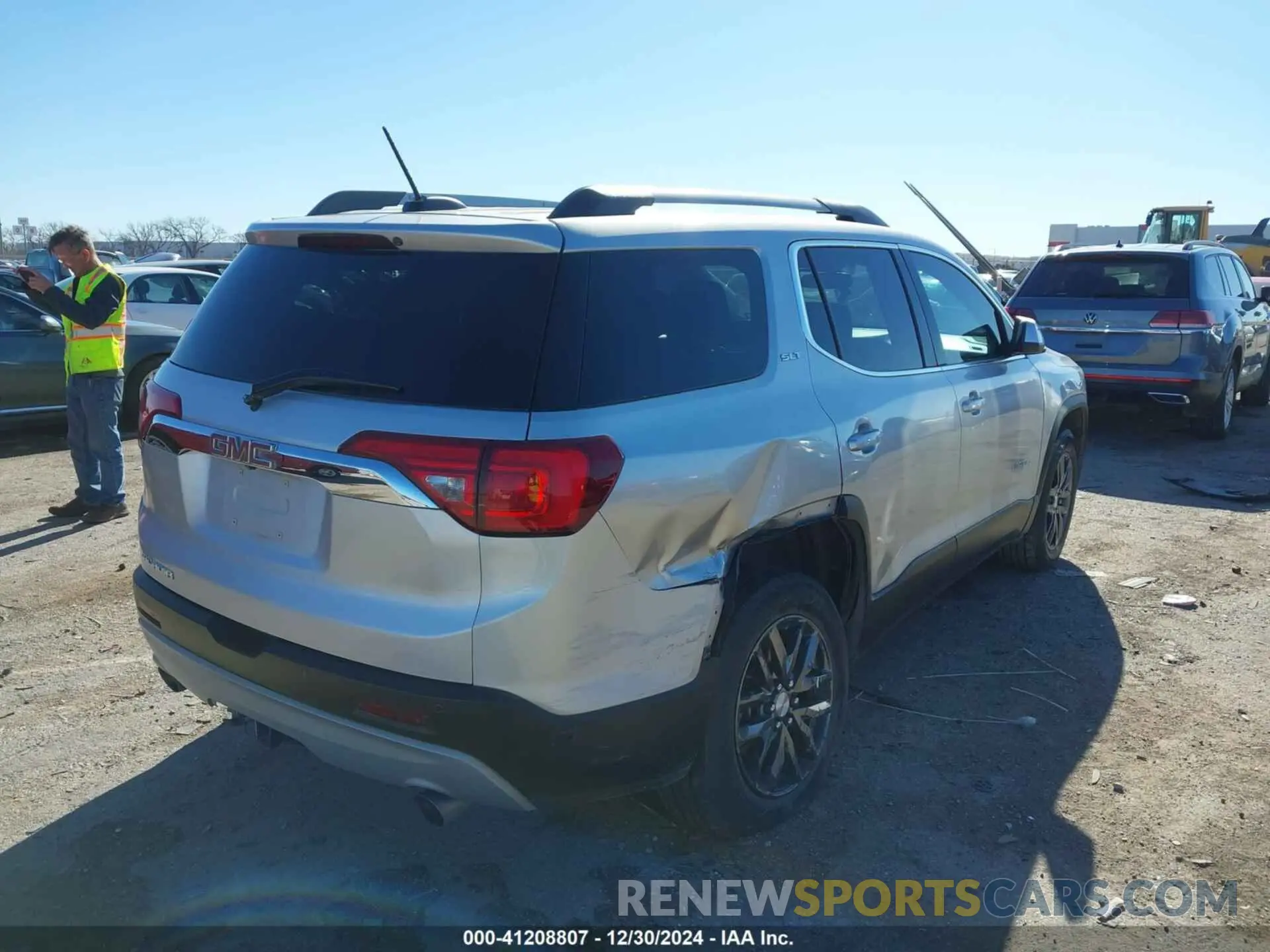 4 fotografías del automóvil dañado 1GKKNMLS8KZ283605 GMC ACADIA 2019