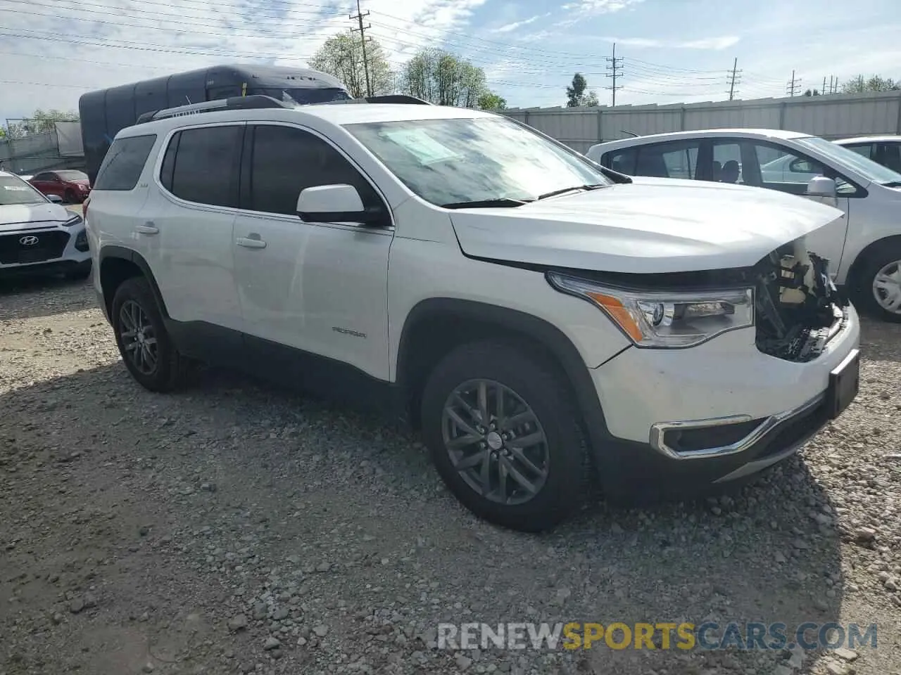 4 fotografías del automóvil dañado 1GKKNMLS9KZ164235 GMC ACADIA 2019