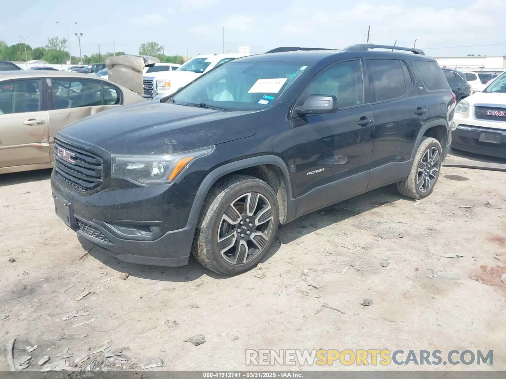 2 fotografías del automóvil dañado 1GKKNMLS9KZ232162 GMC ACADIA 2019