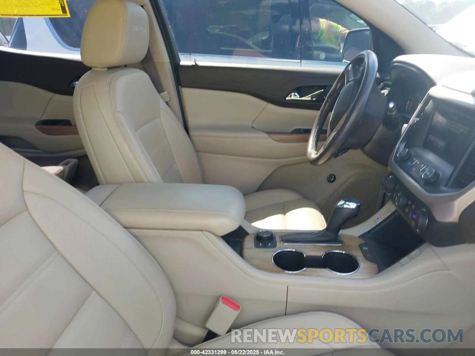5 fotografías del automóvil dañado 1GKKNPLS3KZ296456 GMC ACADIA 2019
