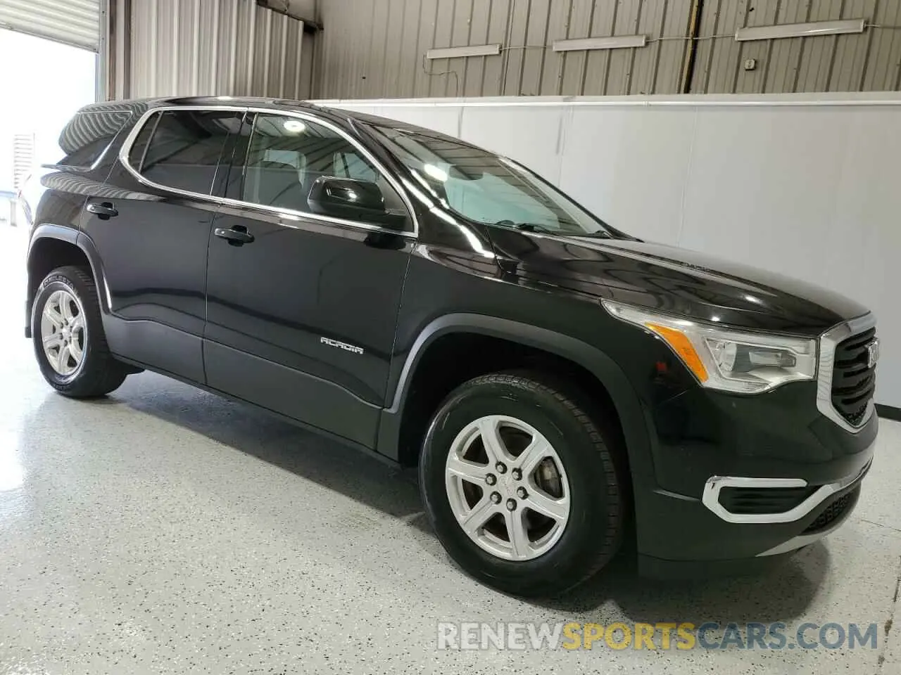 4 fotografías del automóvil dañado 1GKKNRLA0KZ136800 GMC ACADIA 2019