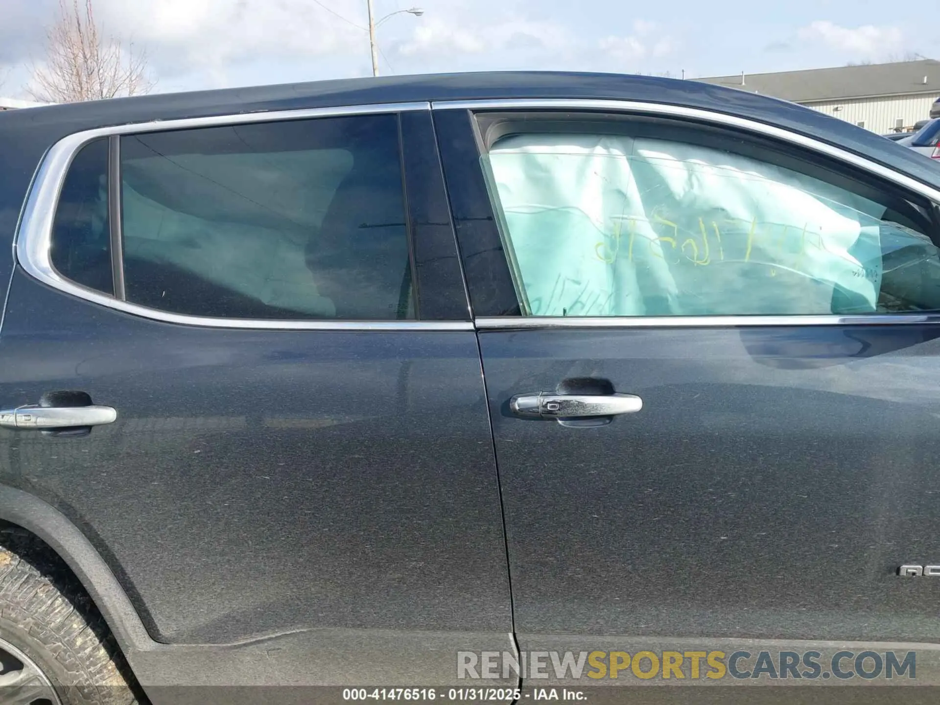 13 fotografías del automóvil dañado 1GKKNRLA0KZ192378 GMC ACADIA 2019